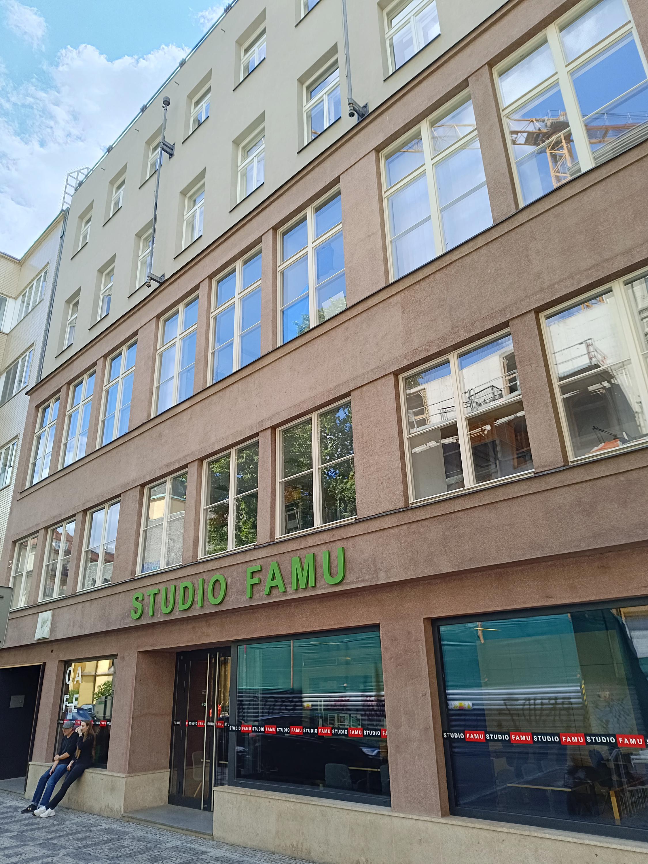 Studio FAMU foto 3