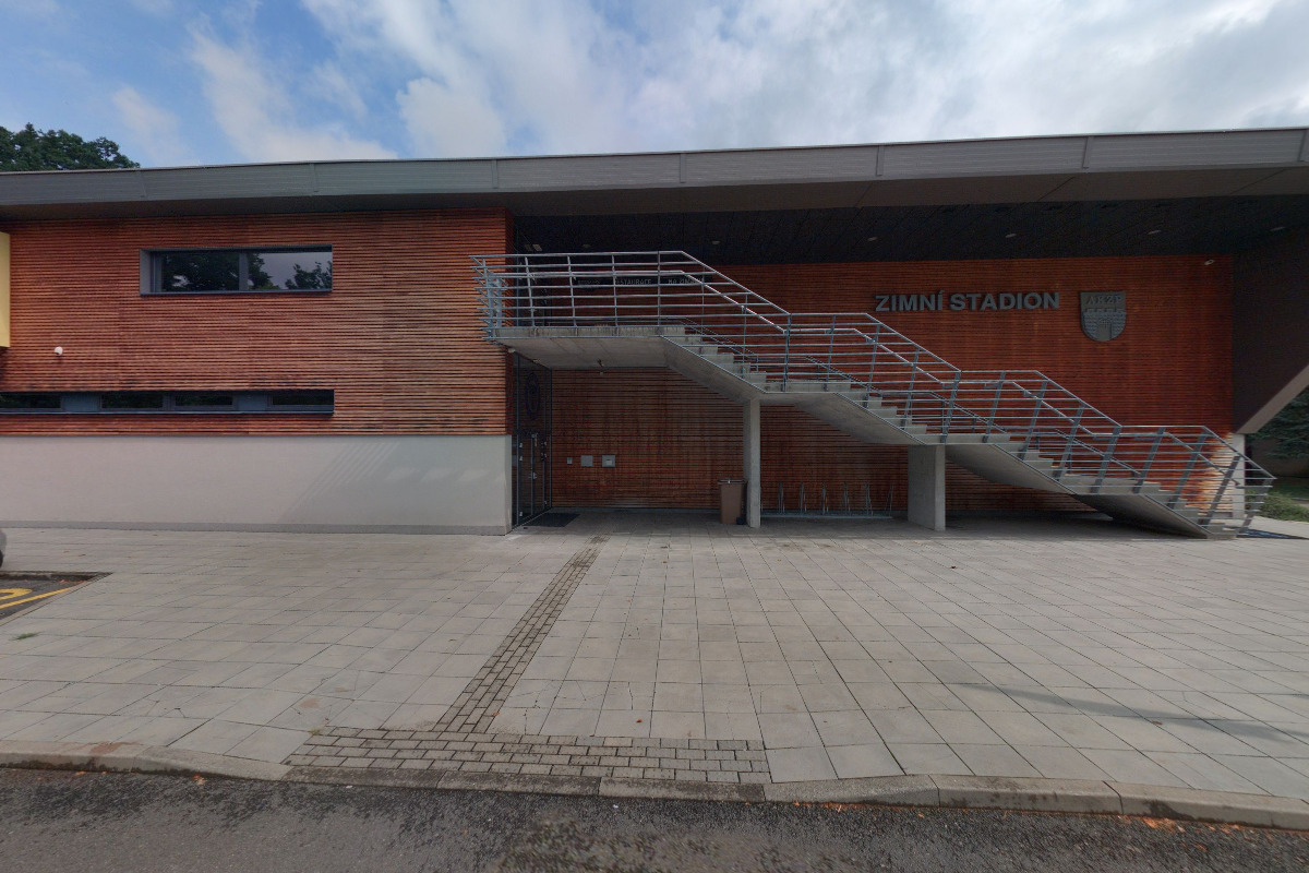 Nabíjecí stanice pro elektrokola - Zimní stadion