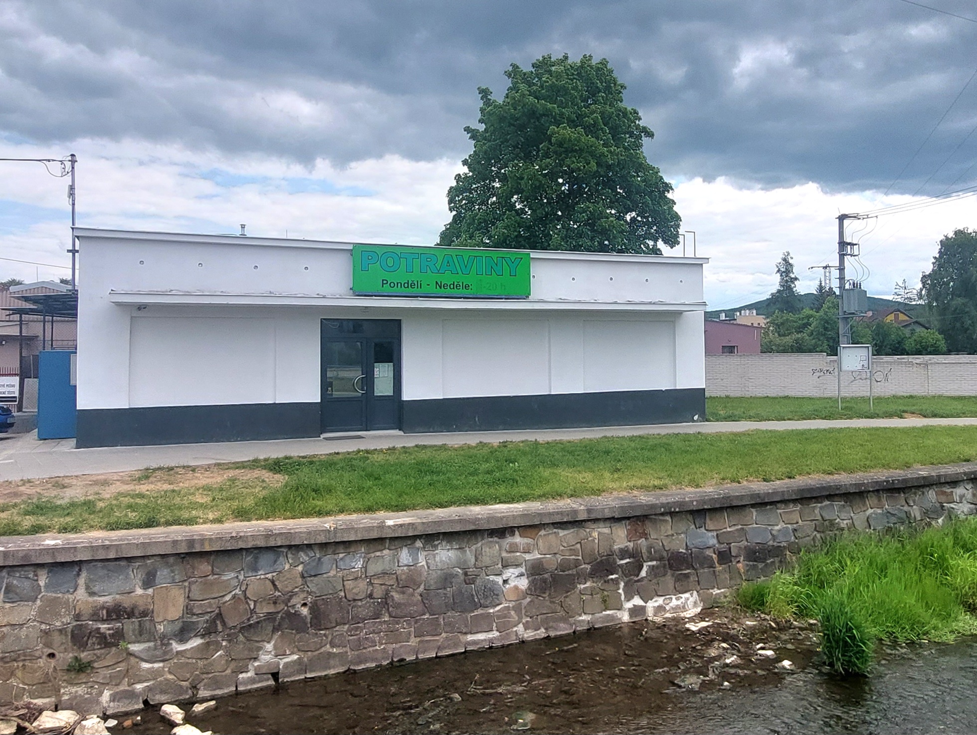 Potraviny Nábřeží