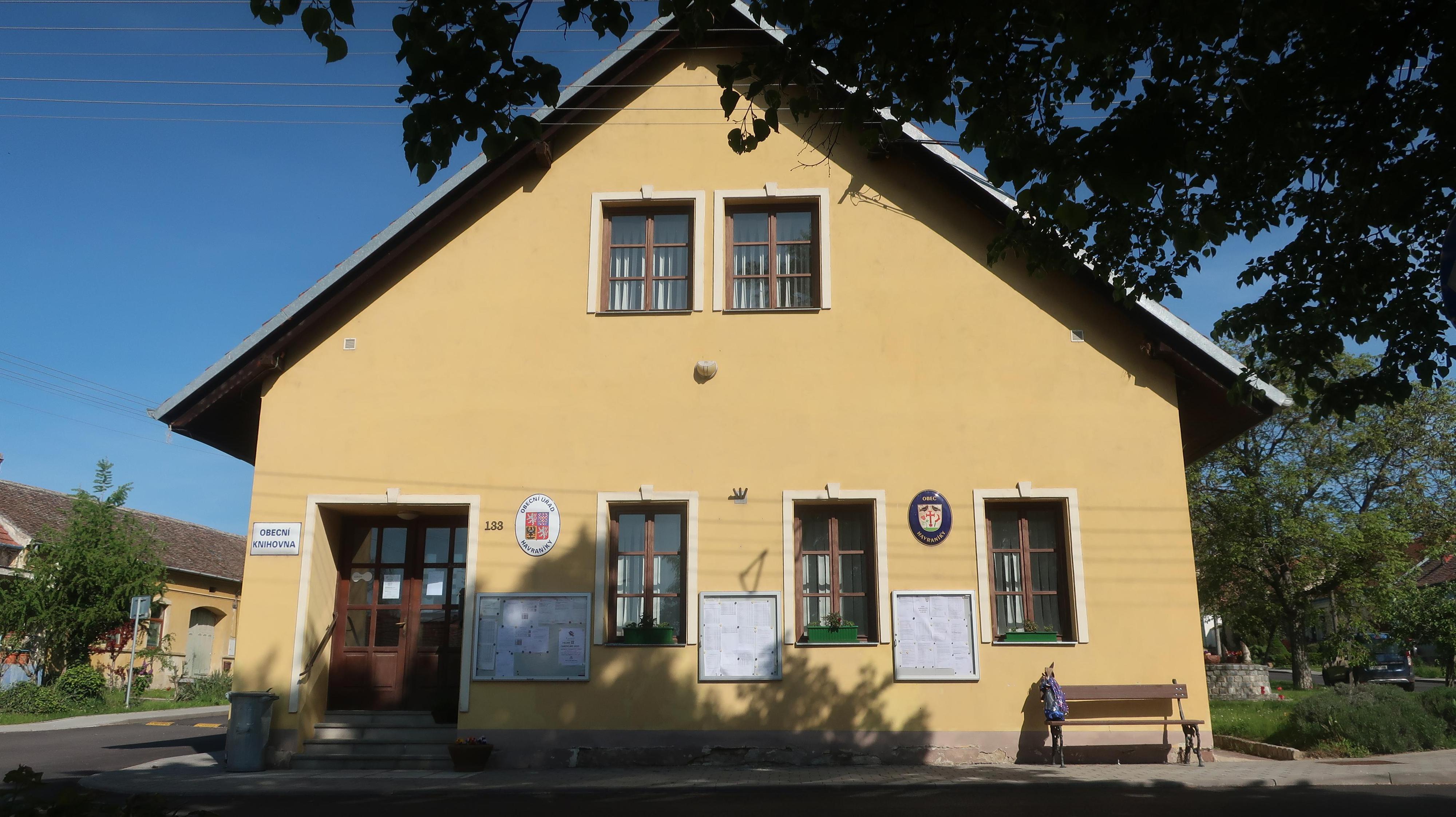 Havraníky - obecní úřad foto 4