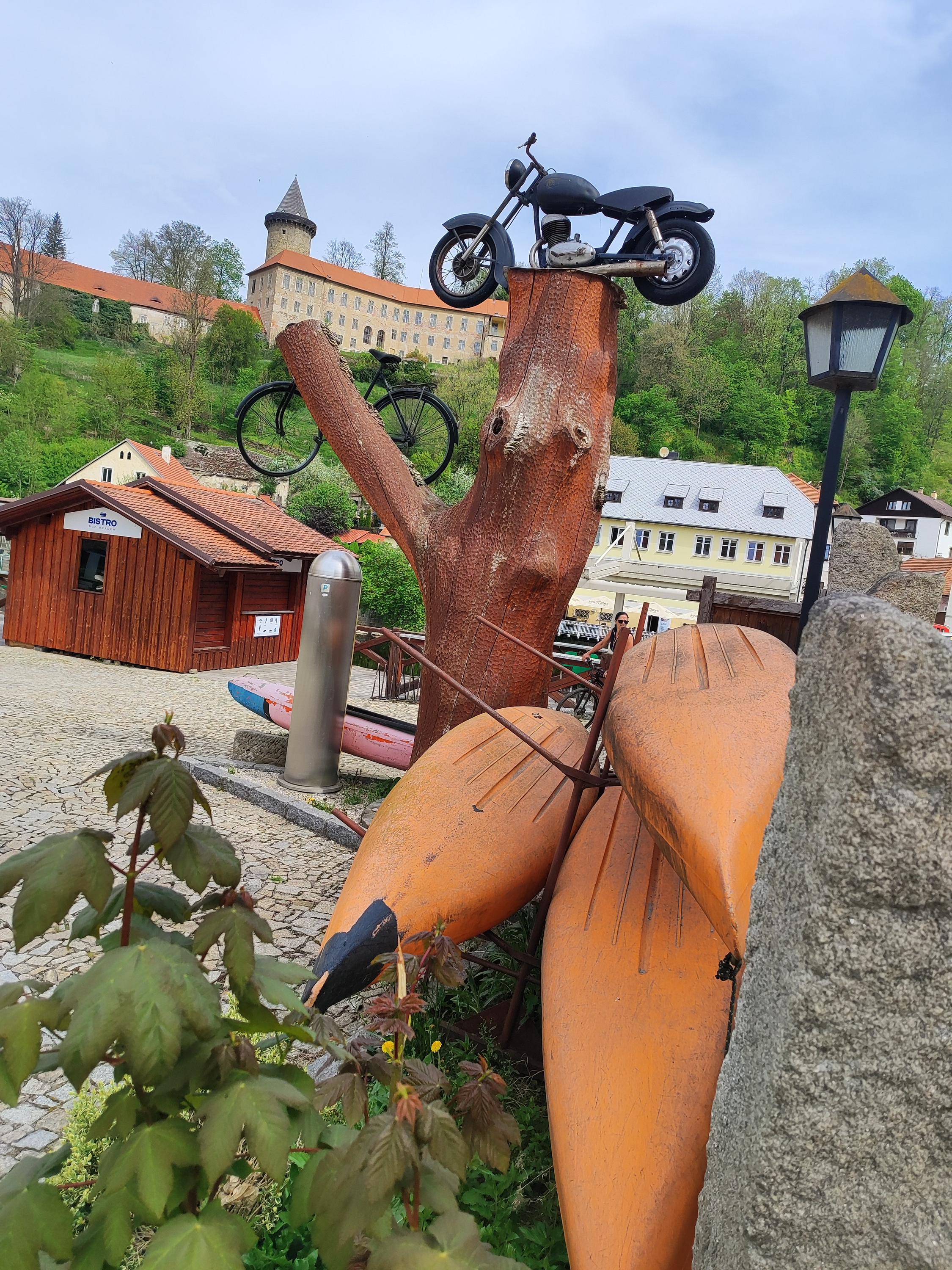 Půjčovna lodí a raftů Vltava foto 4