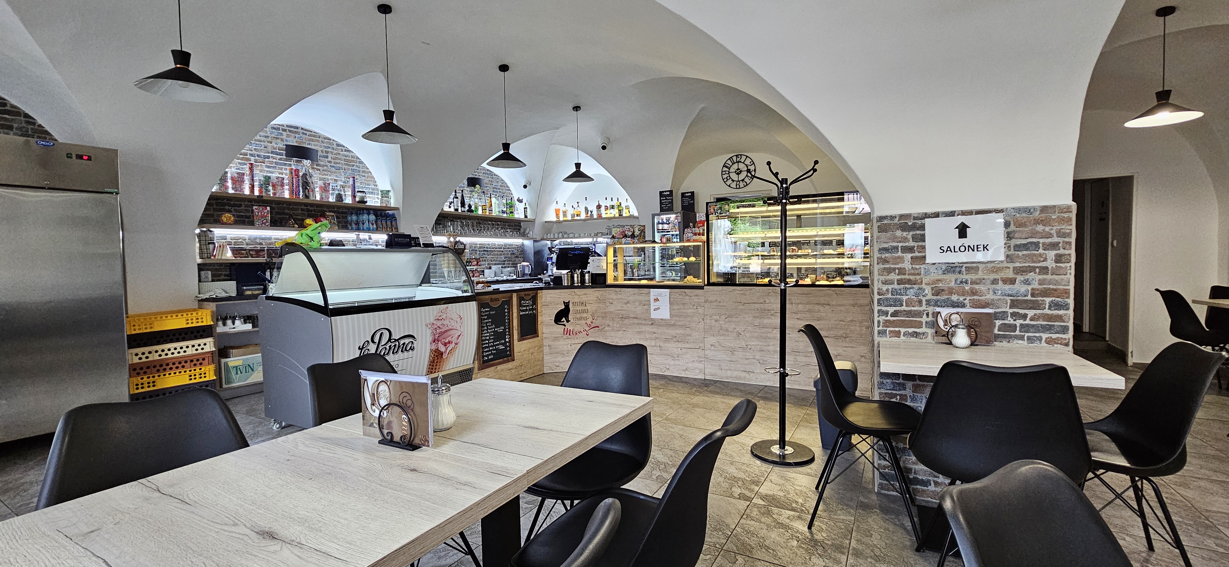 Kavárna a cukrárna Mlsný kocour foto 5