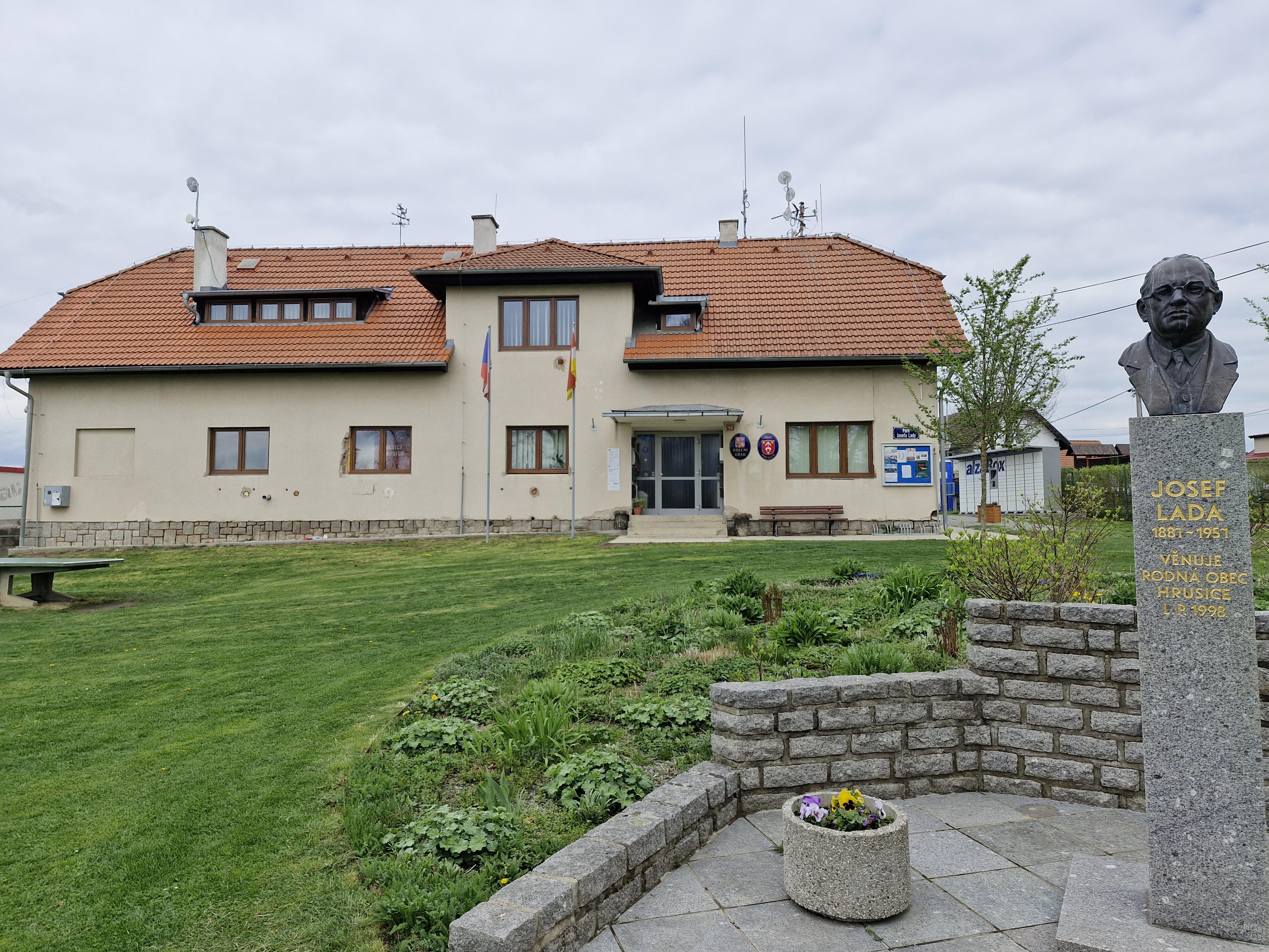 Hrusice - obecní úřad