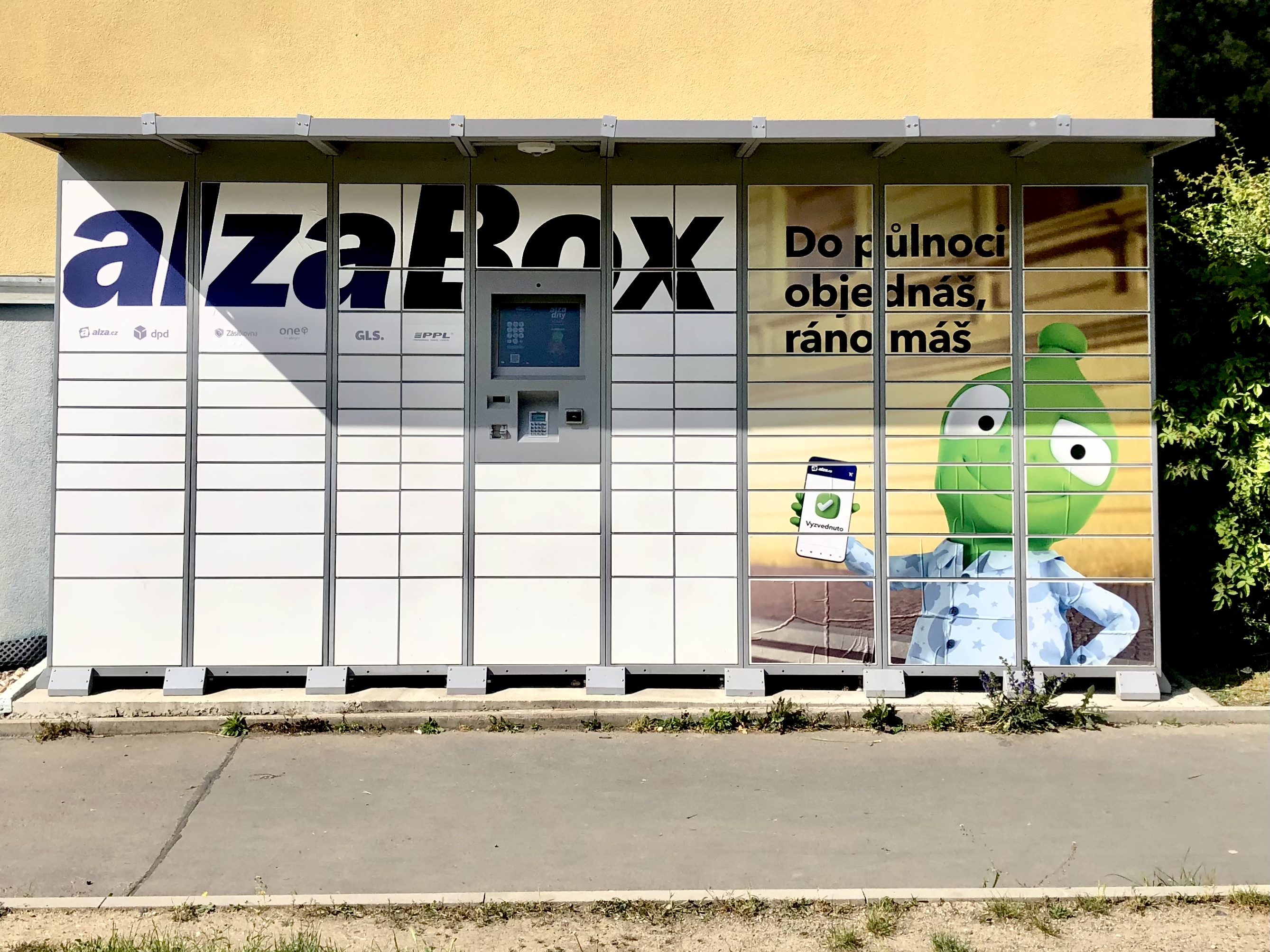AlzaBox