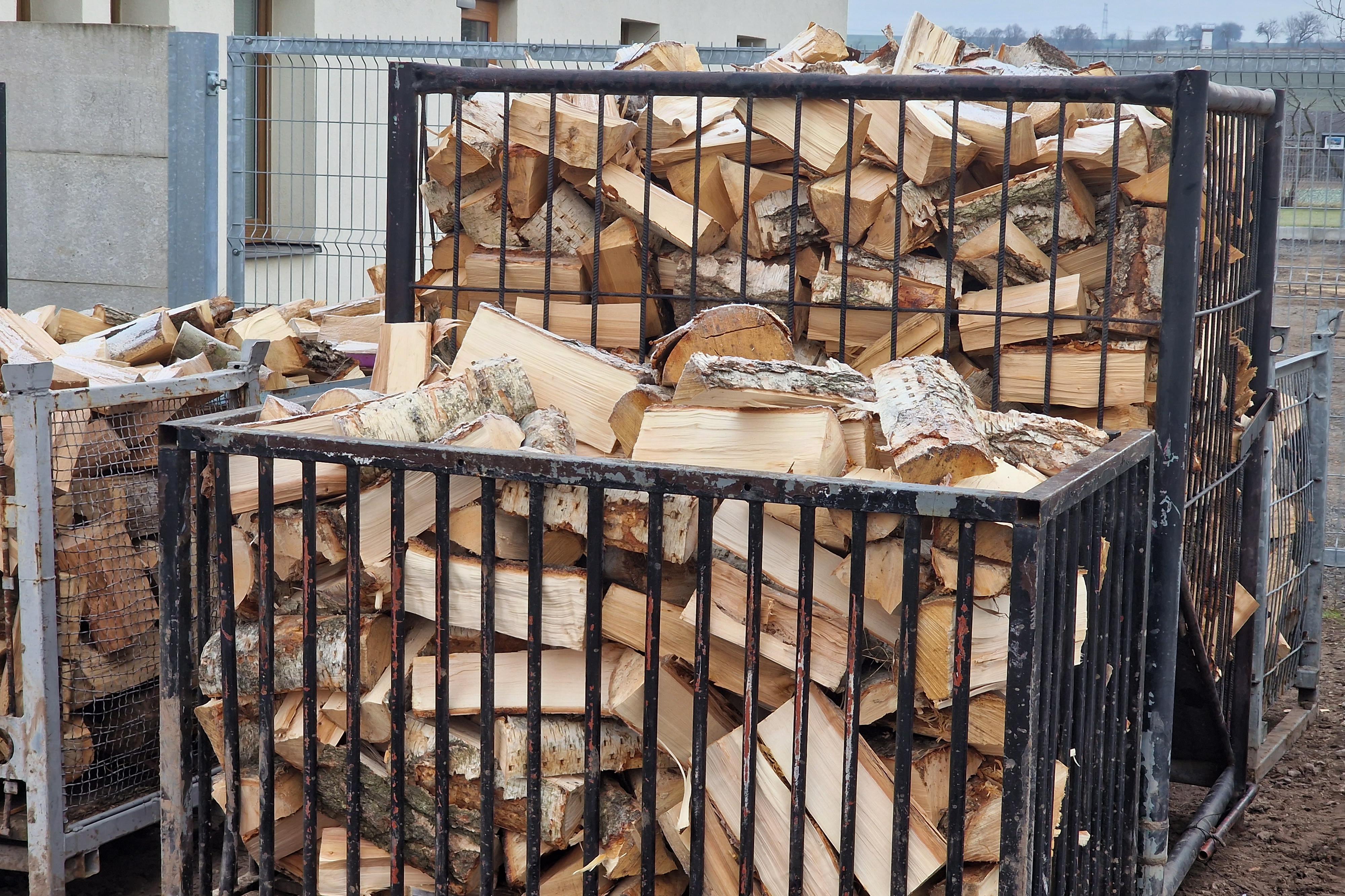 Palivové dřevo Louny