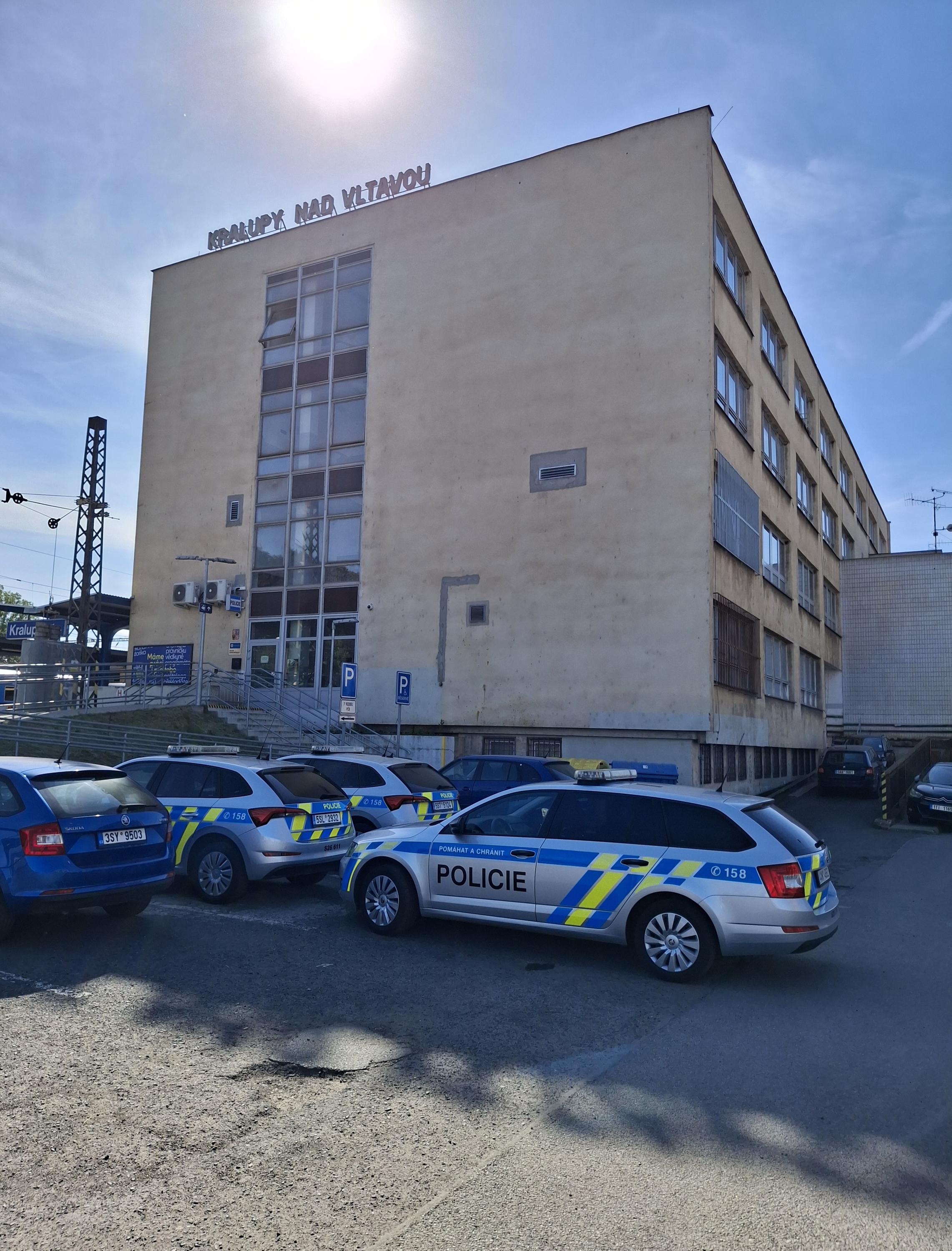 Policie ČR - Obvodní oddělení Kralupy nad Vltavou foto 1