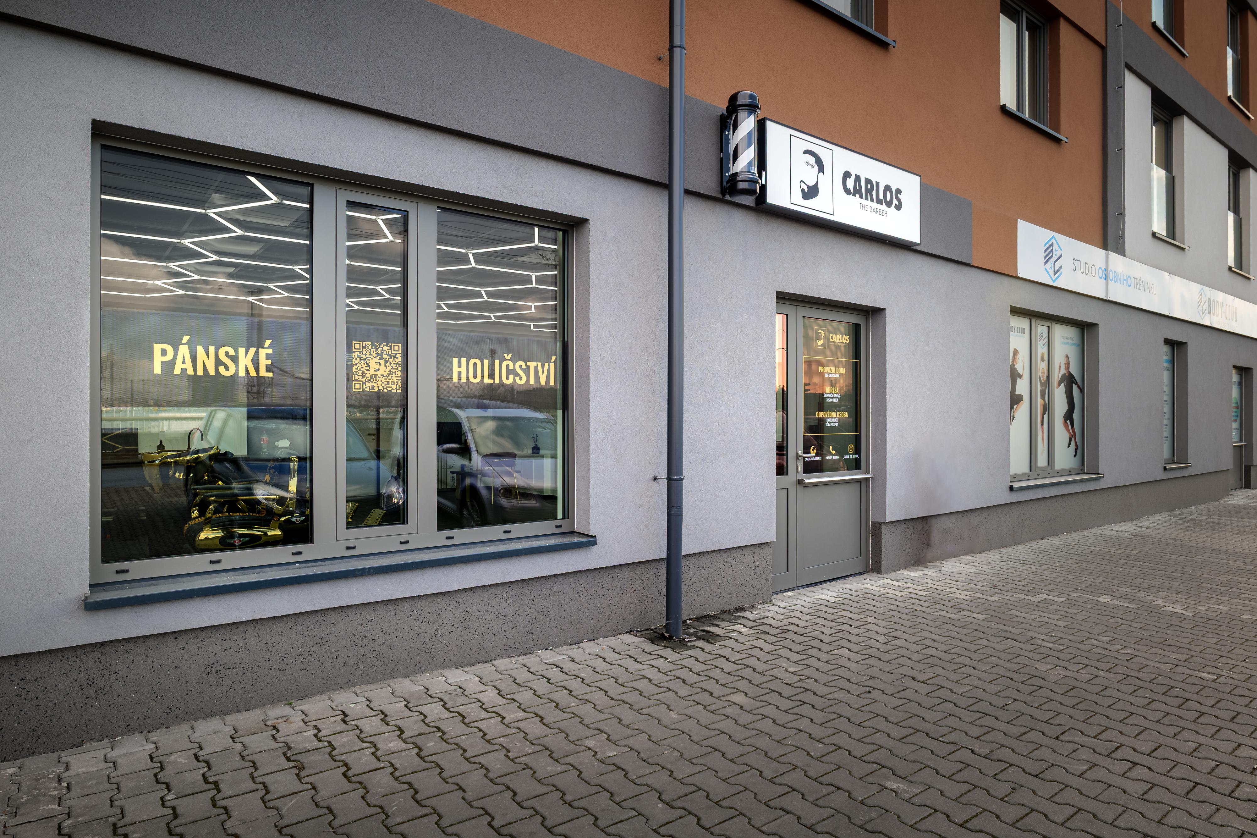 Carlos The Barber foto 4