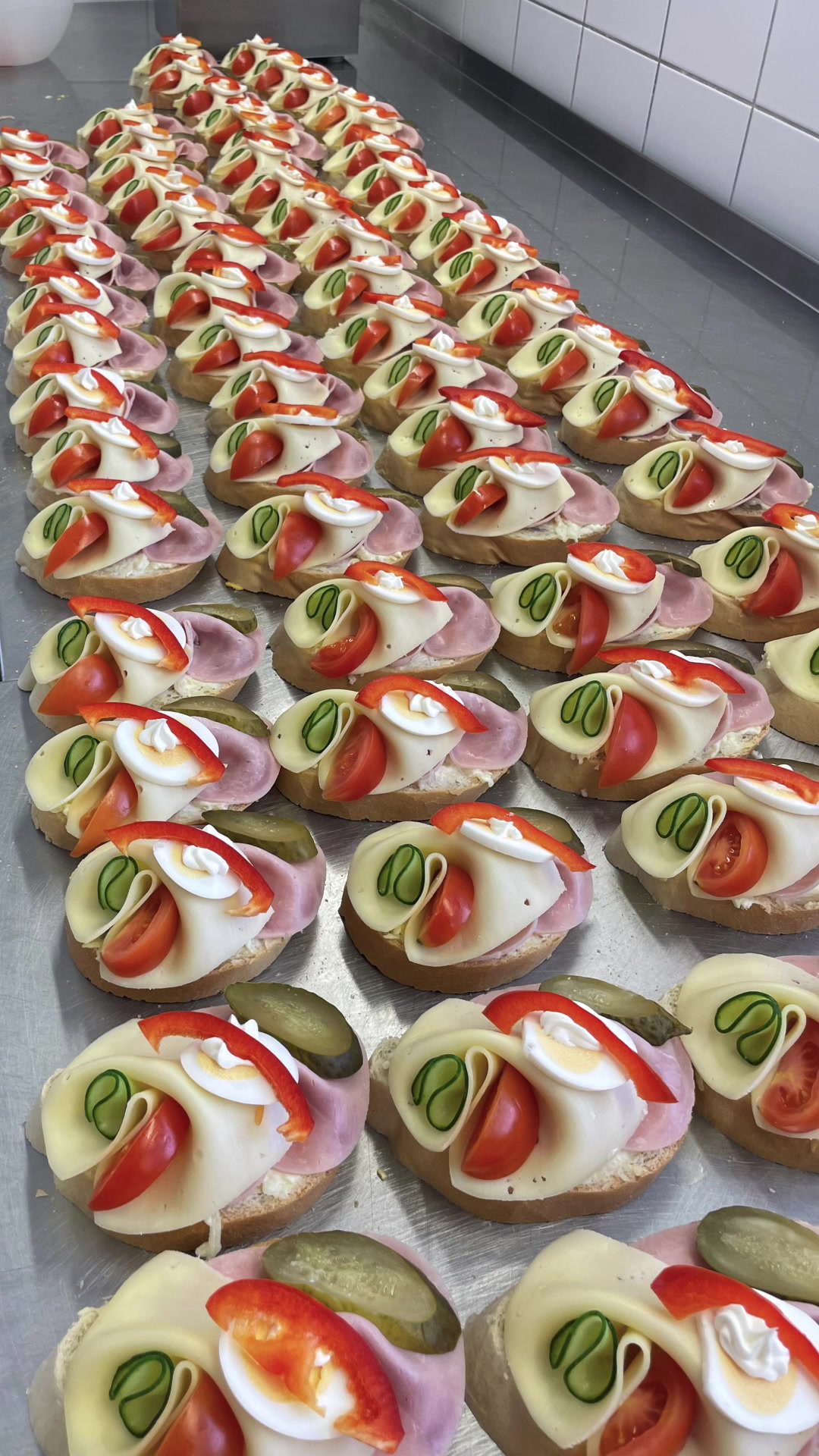 Dési catering foto 2 (náhled videa)