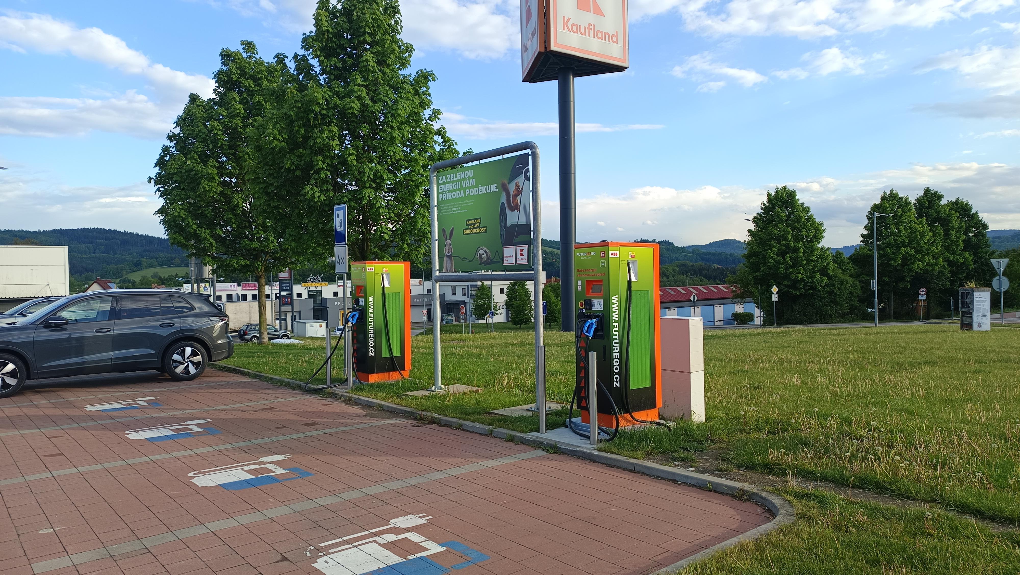 Nabíjecí stanice ČEZ