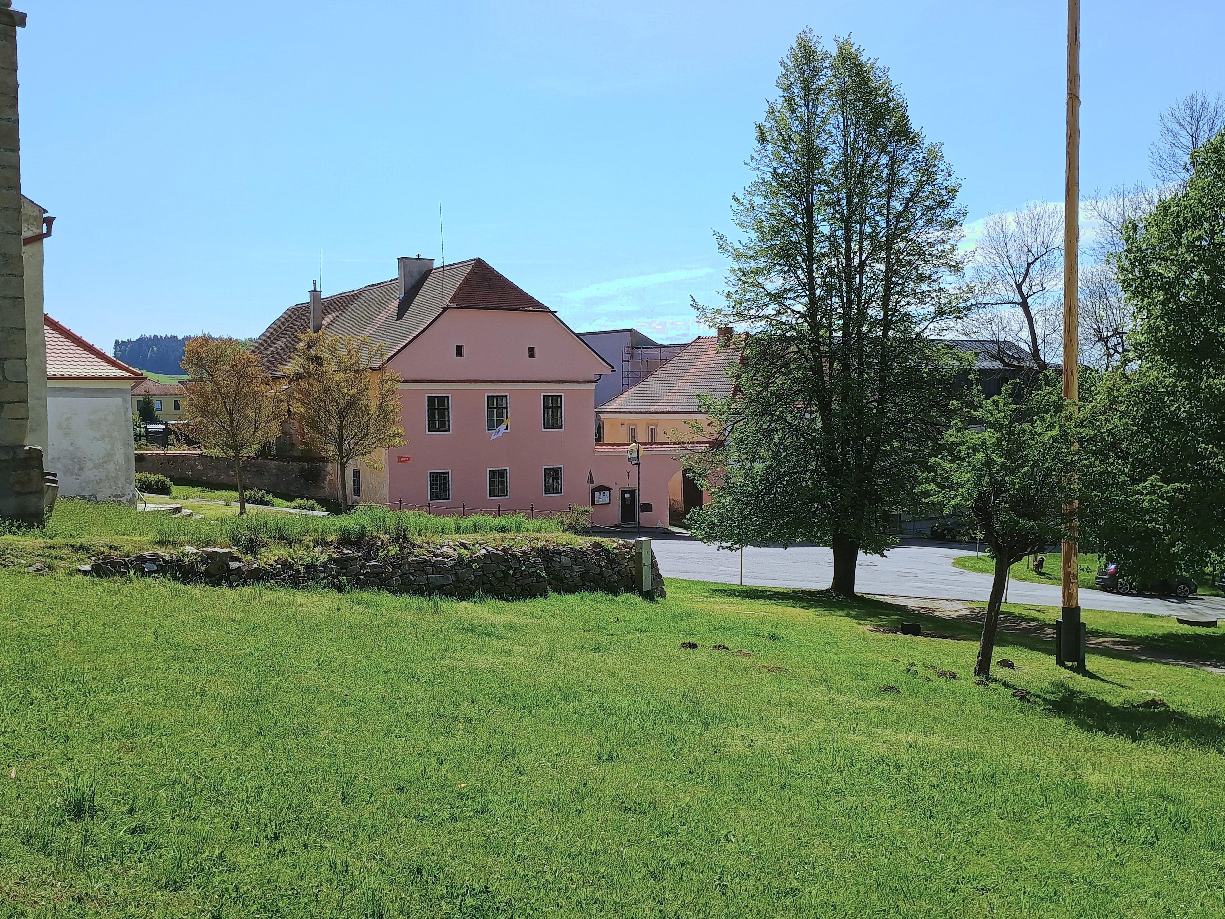 Římskokatolická farnost Horní Planá foto 4