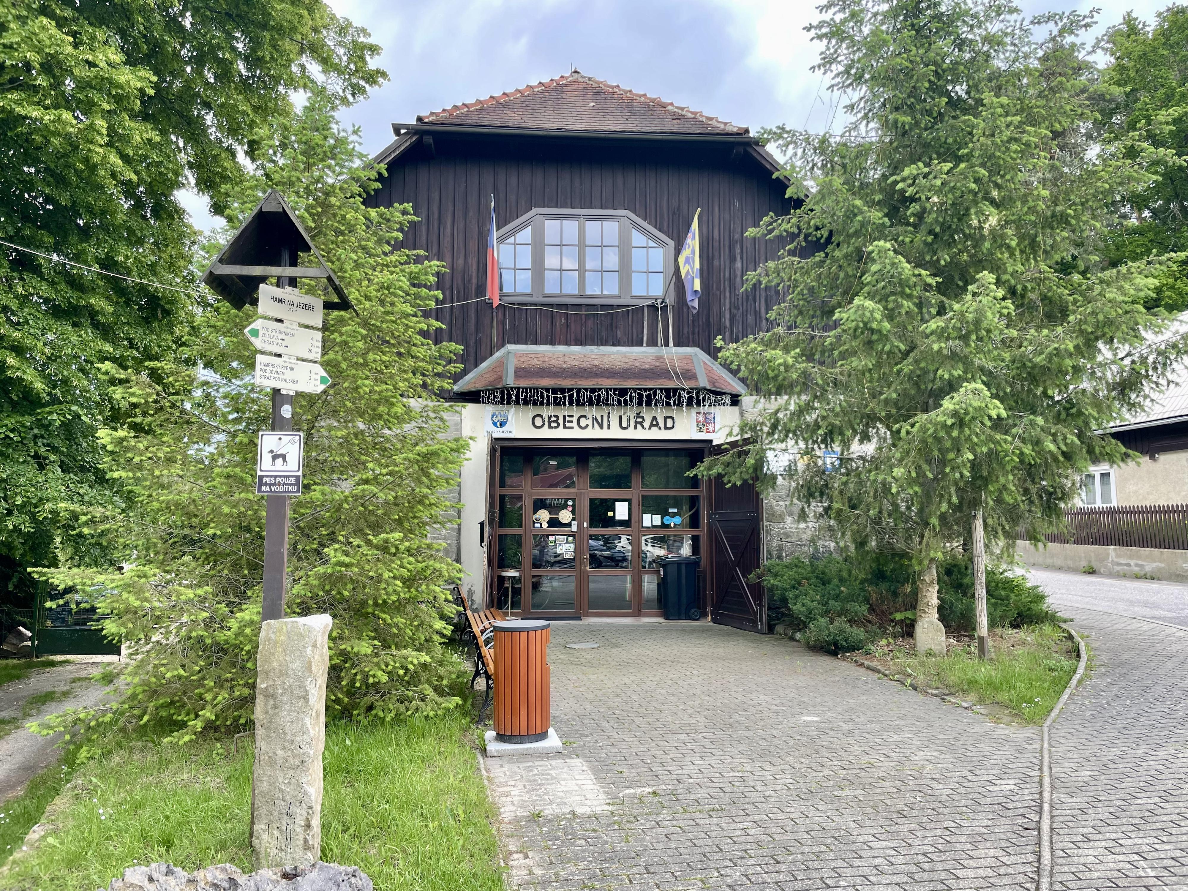 Hamr na Jezeře - obecní úřad