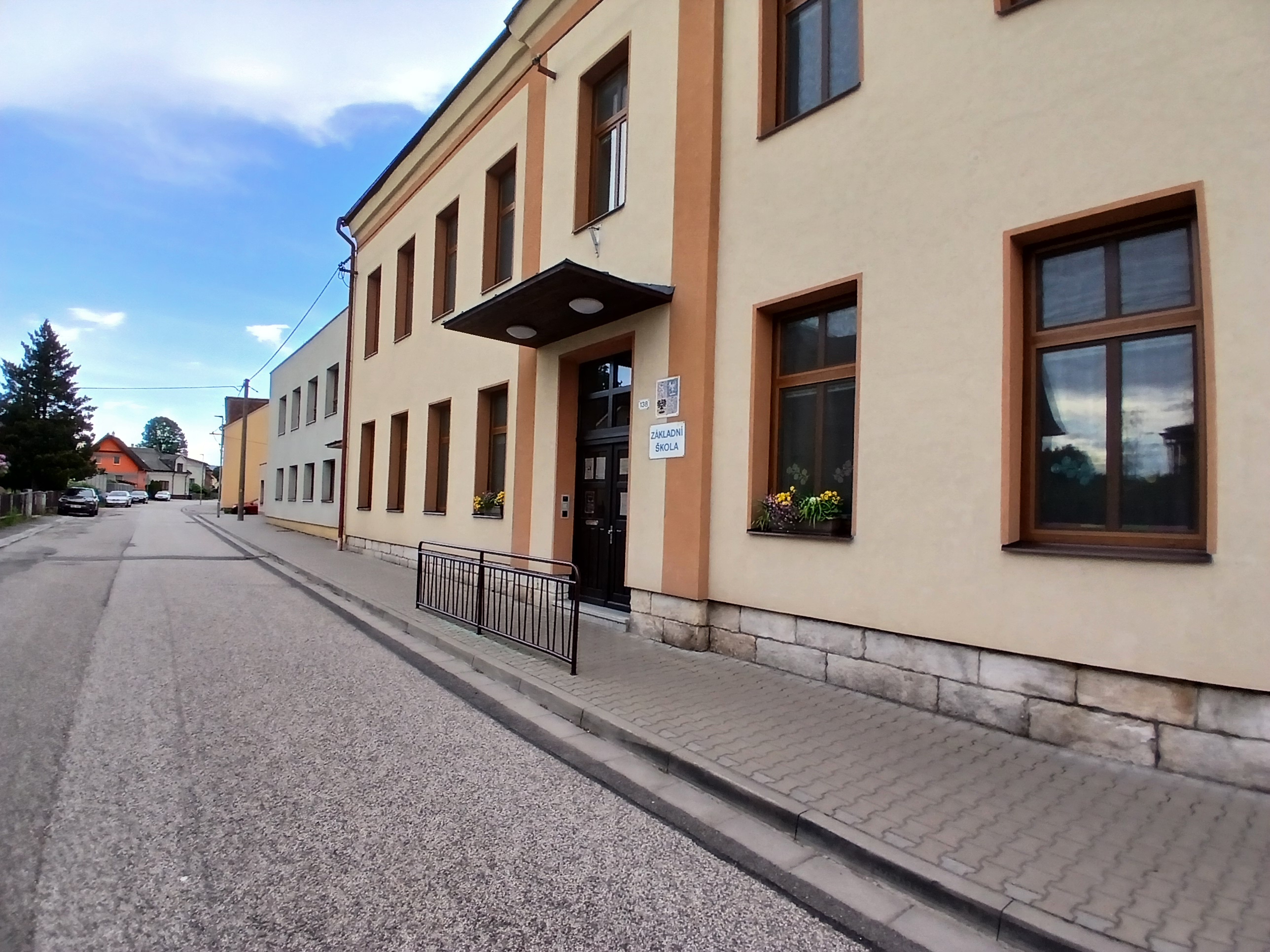 ZŠ Červený Kostelec, Bratří Čapků foto 2