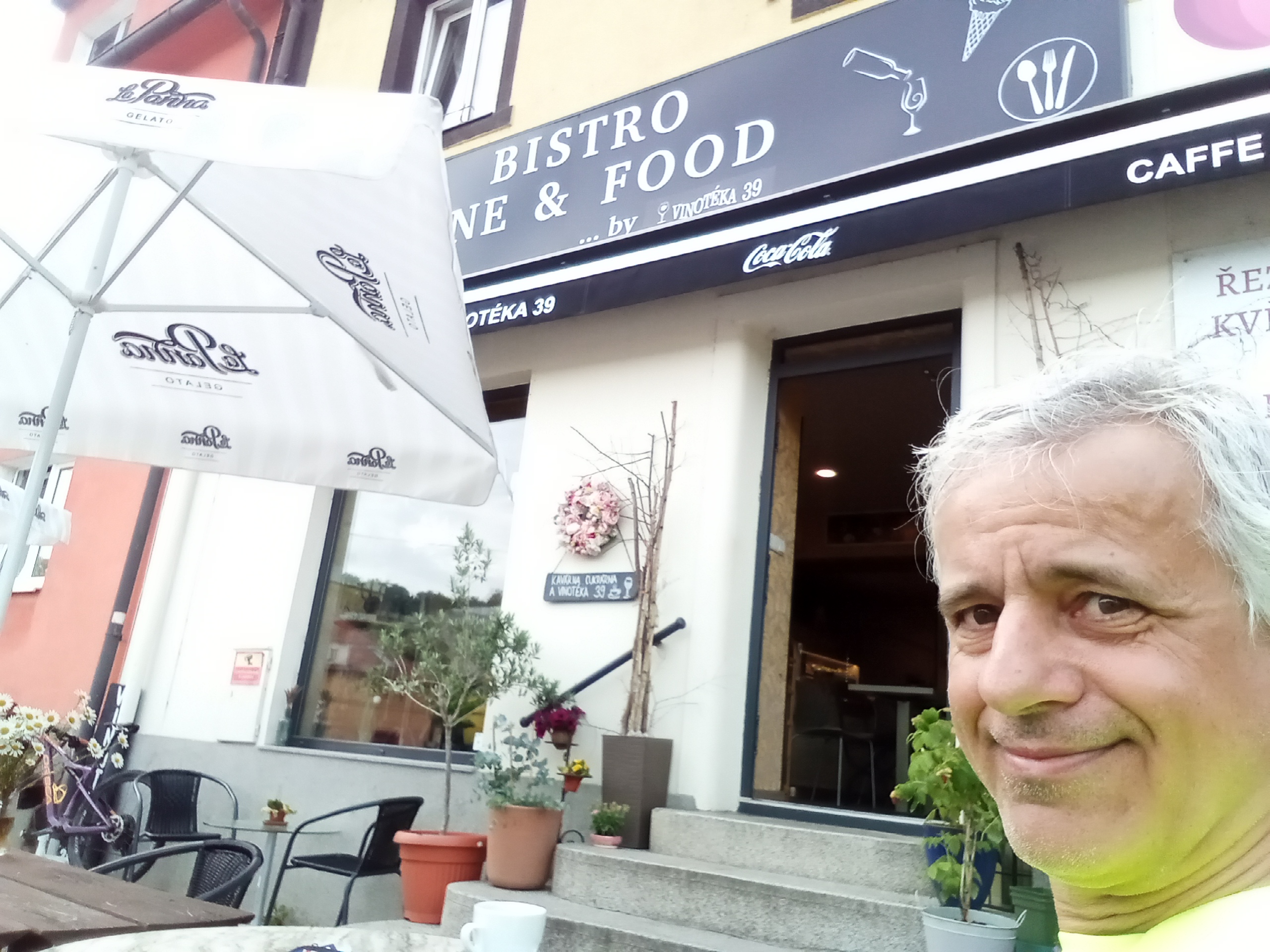 Kavárna, cukrárna a vinotéka 39 foto 6