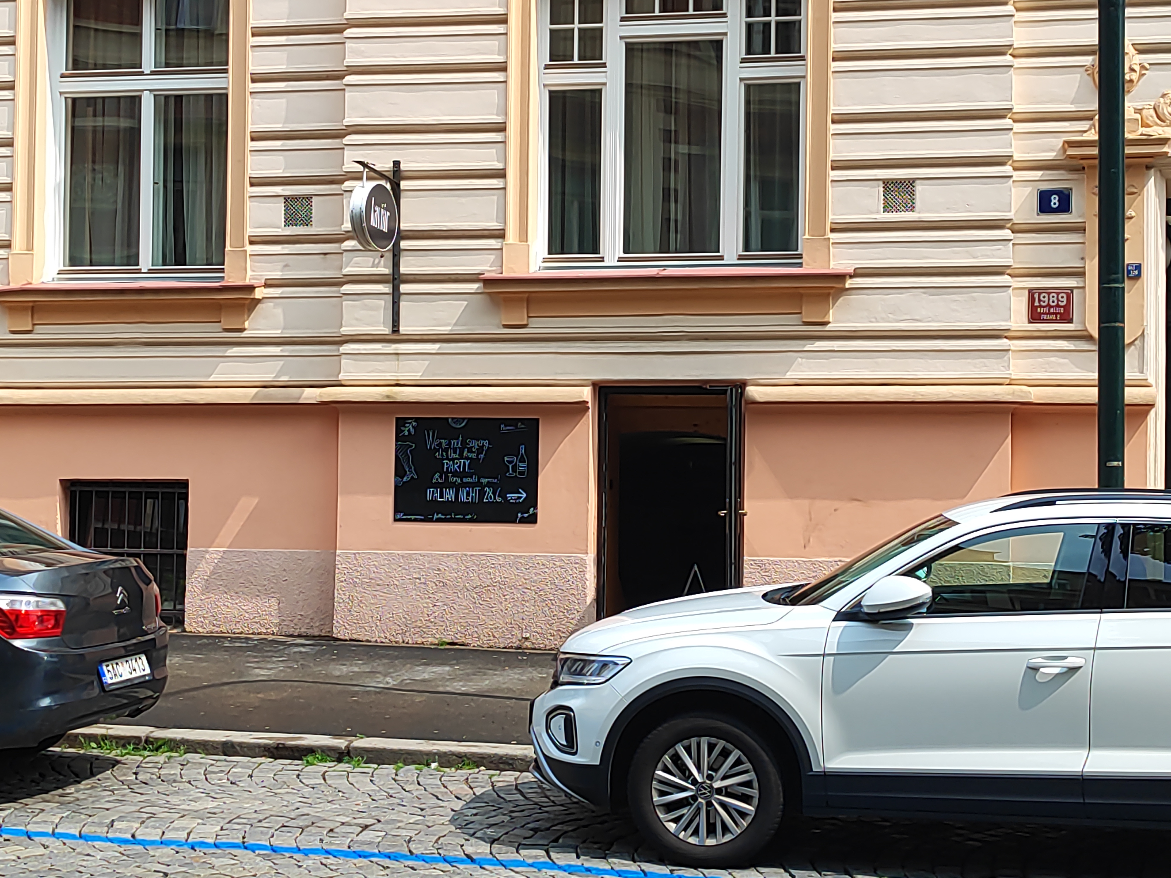 Kaviár Shisha Lounge Bar