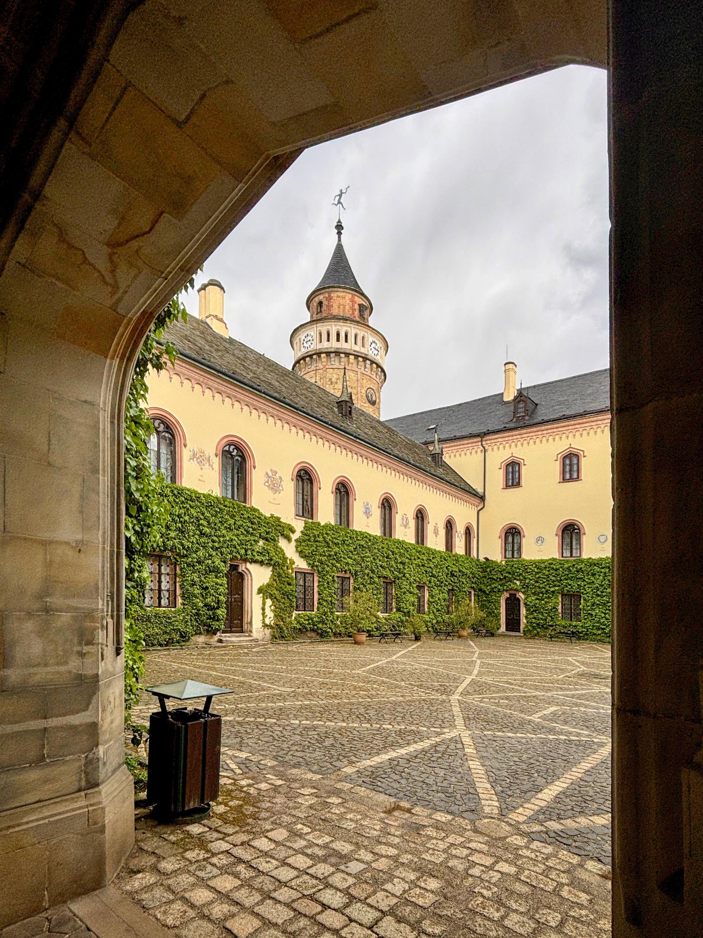 Státní zámek Sychrov foto 5