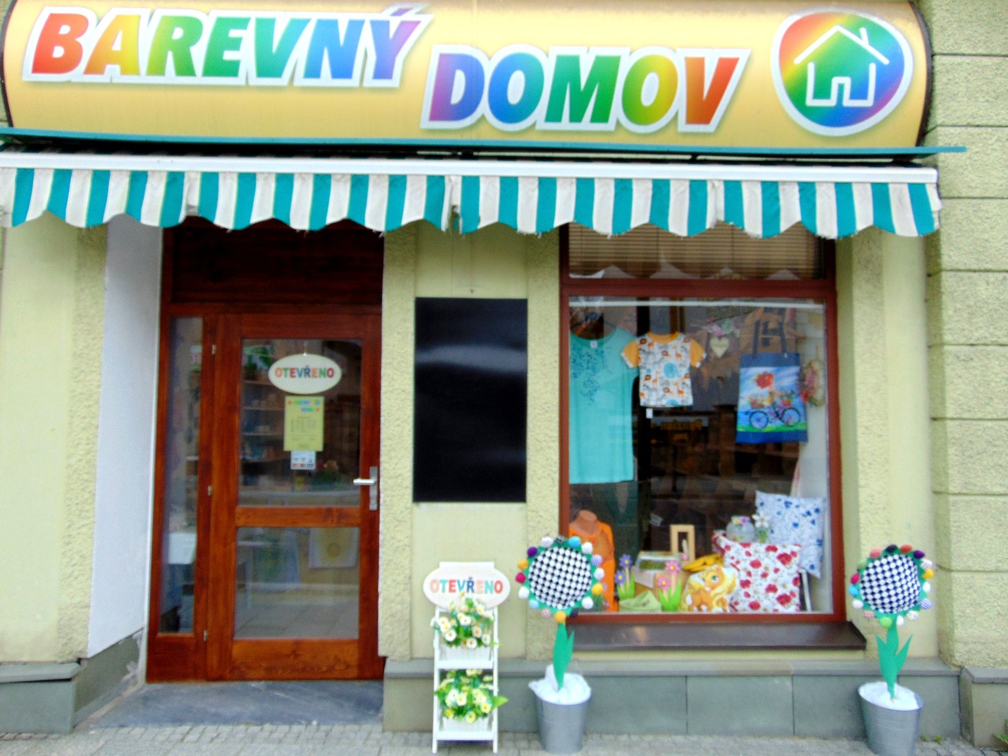 Barevný Domov