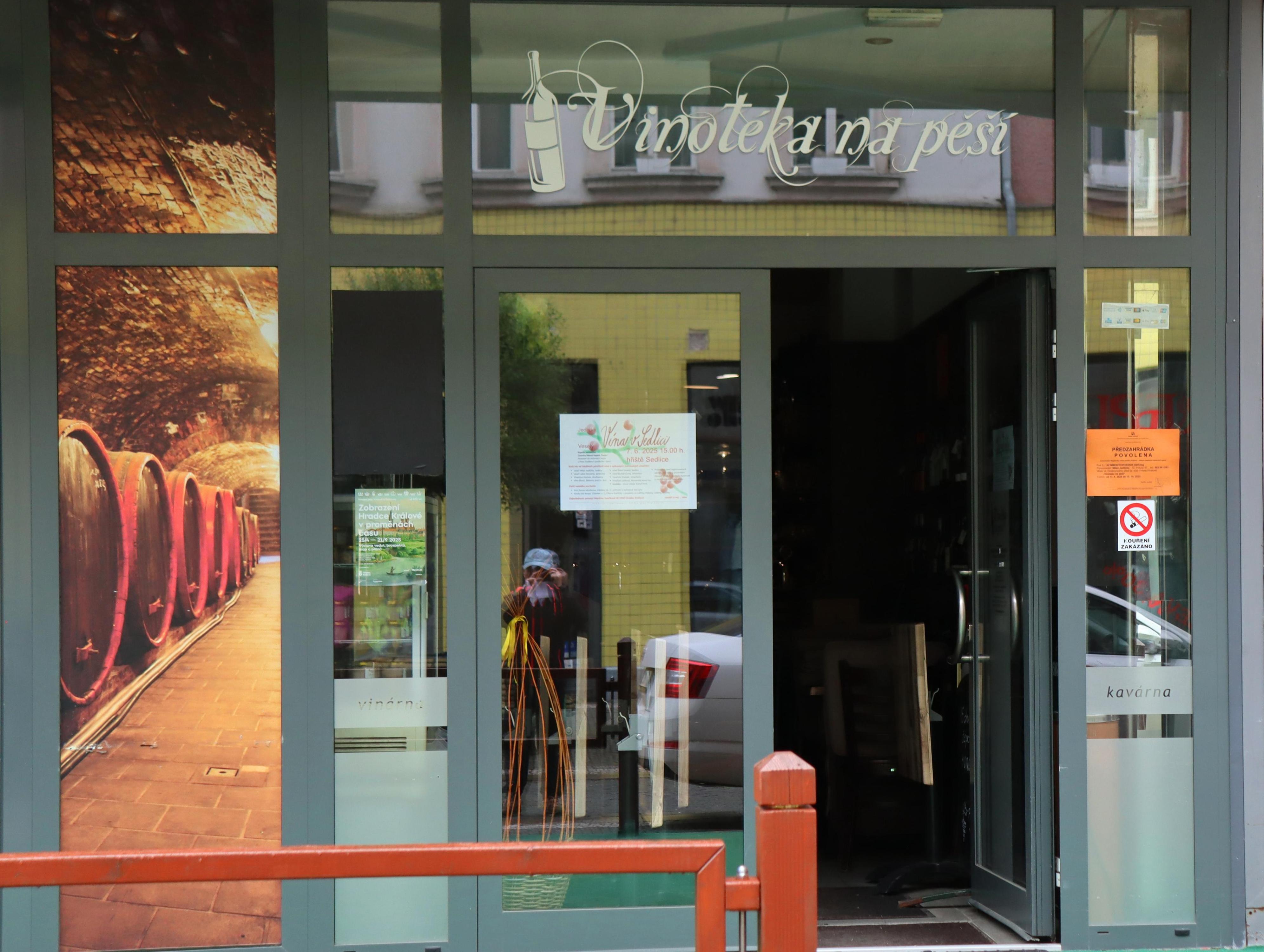 Vinotéka na pěší foto 3