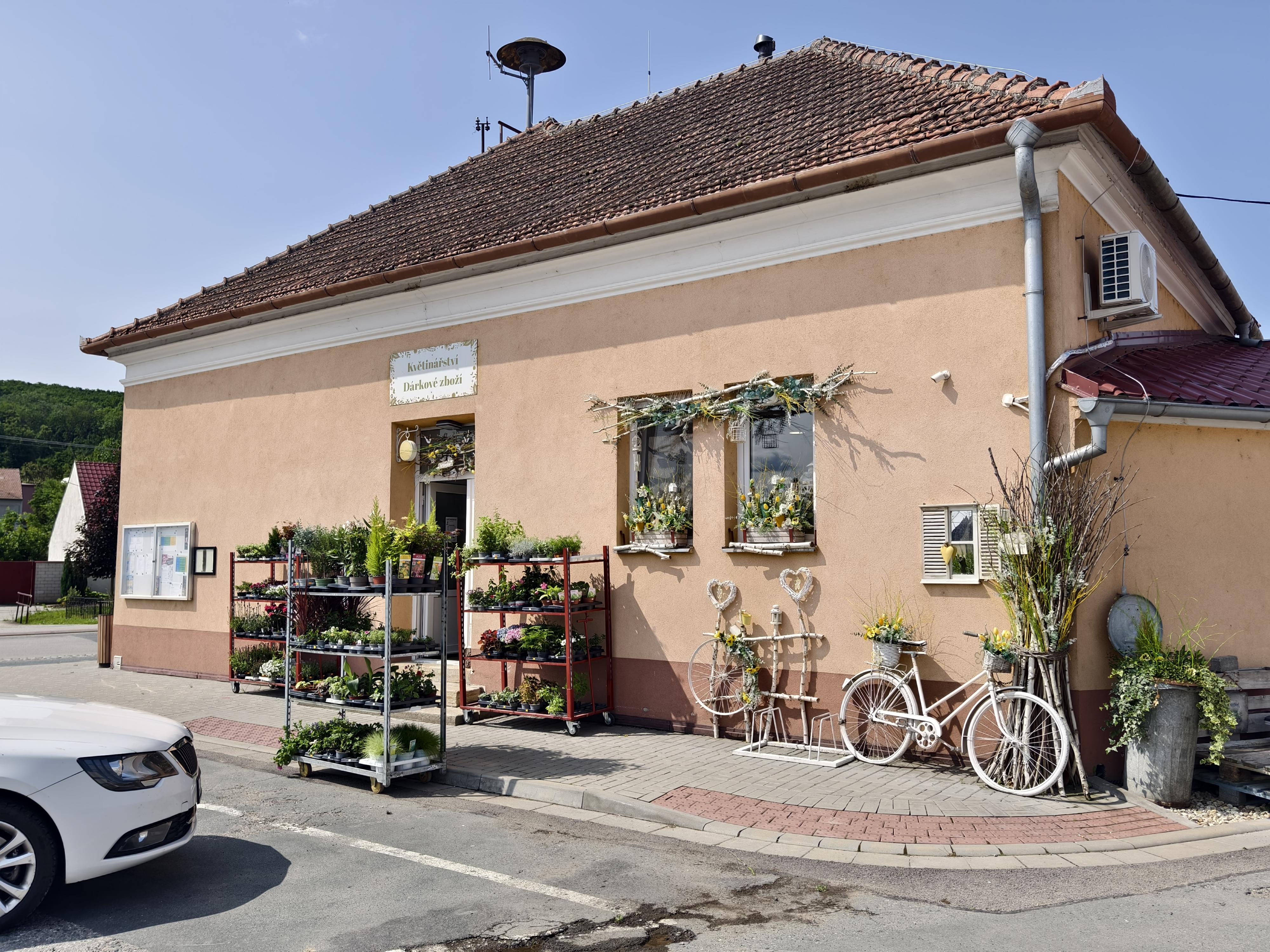 Květinářství Milovice foto 3