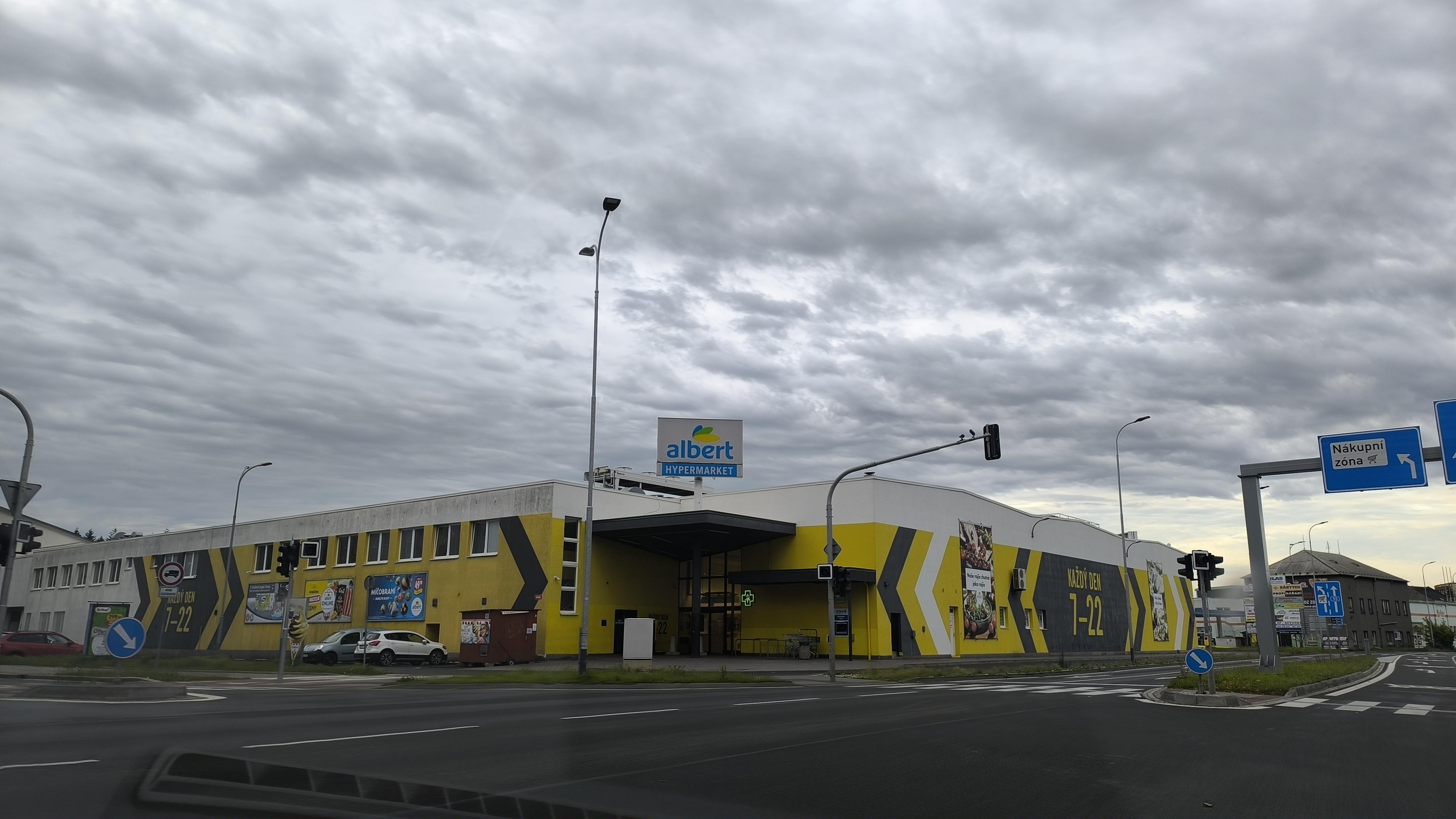 Albert Hypermarket foto 5
