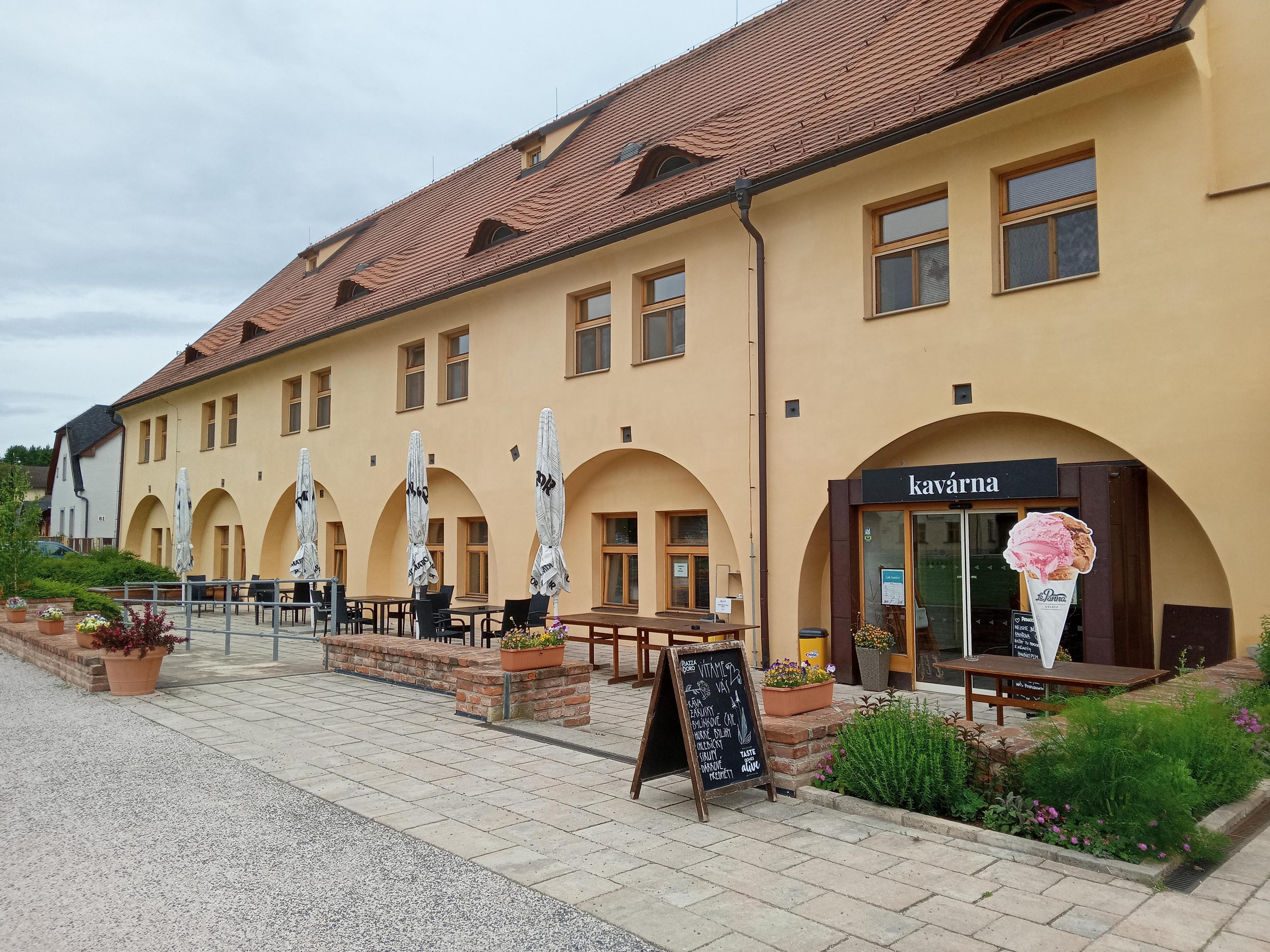 Domov sv. Josefa - Dům sv. Damiána foto 2