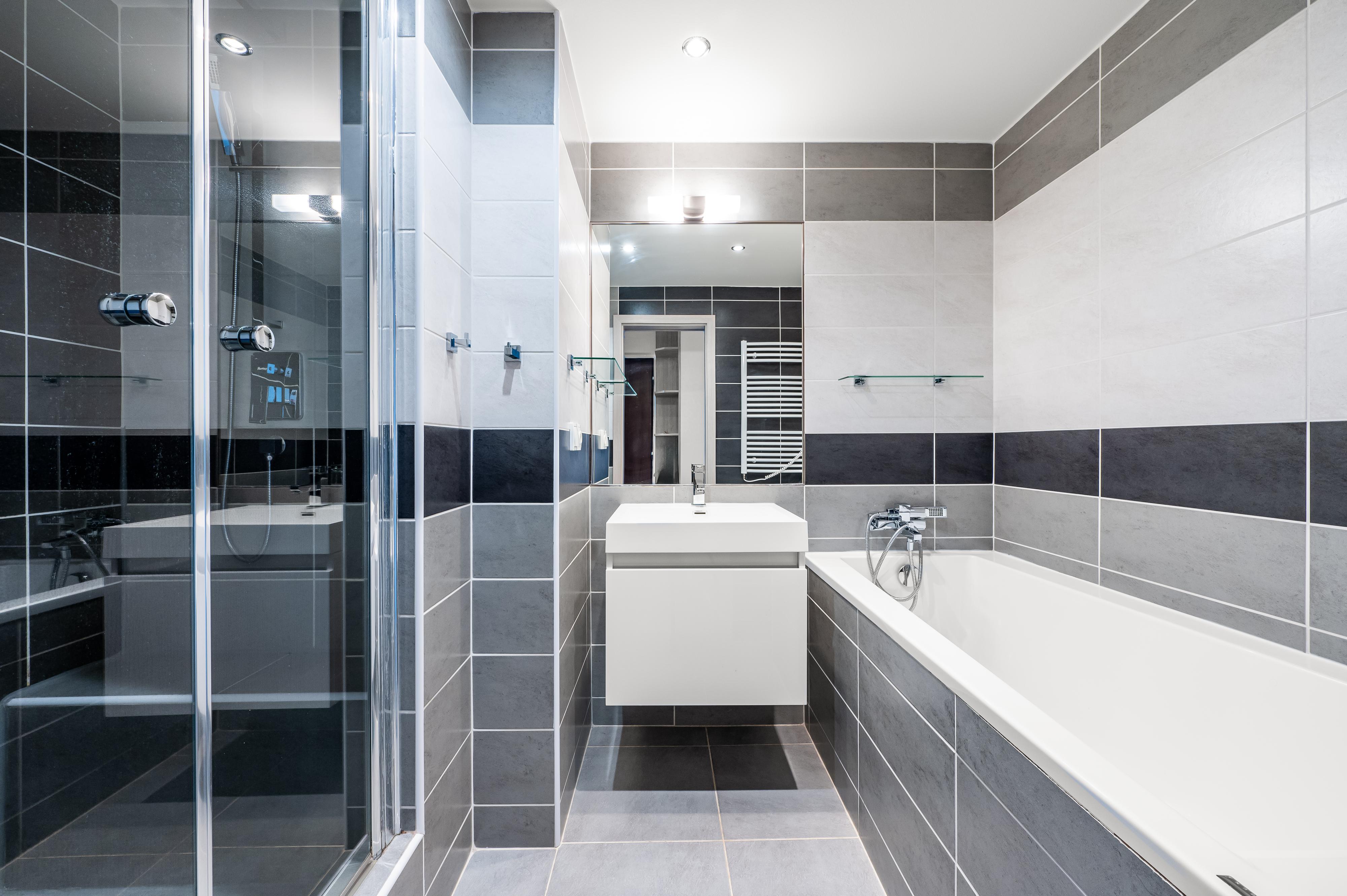 ZELENKOVÁ reality, partner Justo foto 2