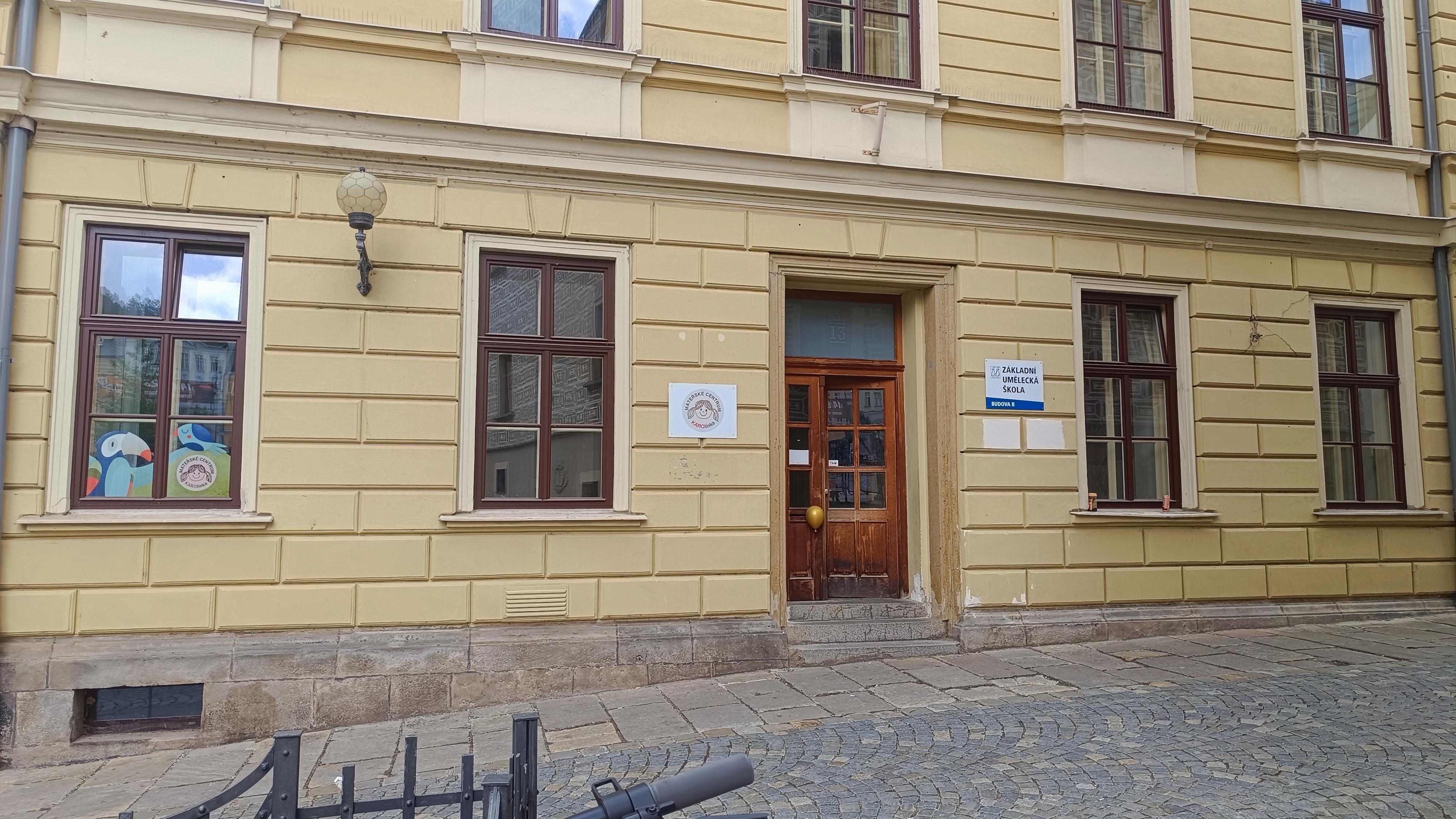 ZUŠ Trutnov, Školní foto 5