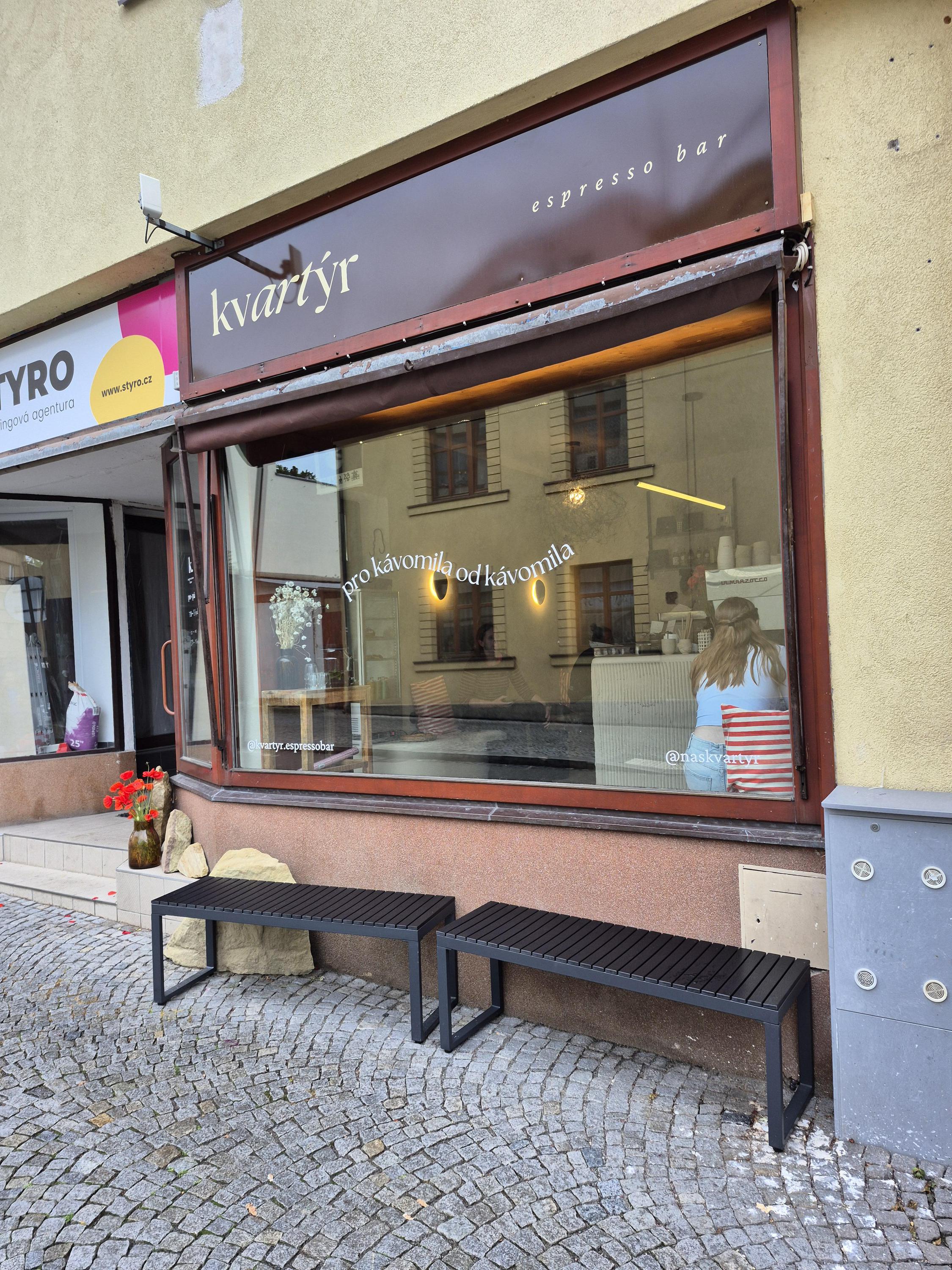 Kvartýr espressobar foto 3