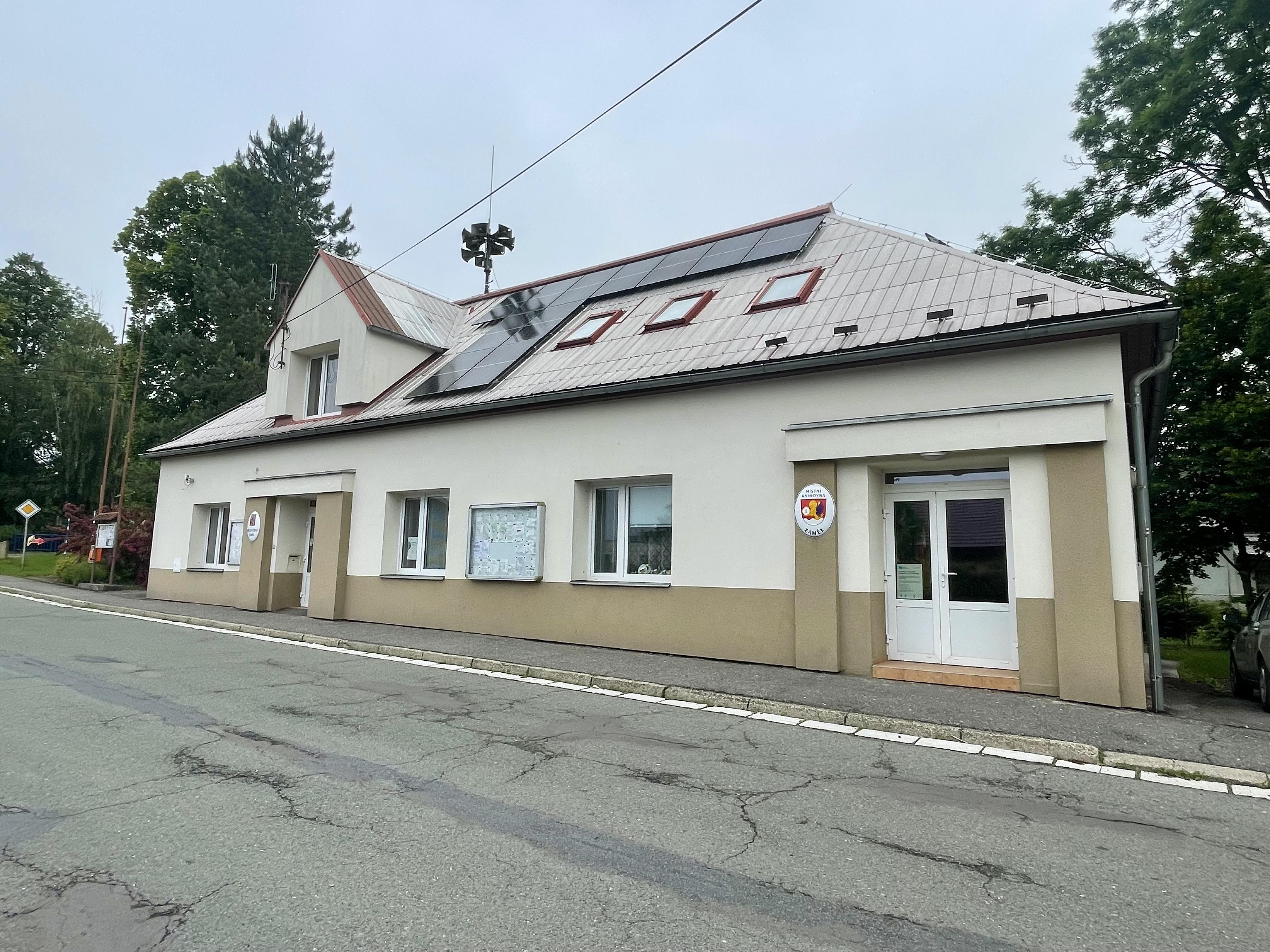 Záměl - obecní úřad foto 3