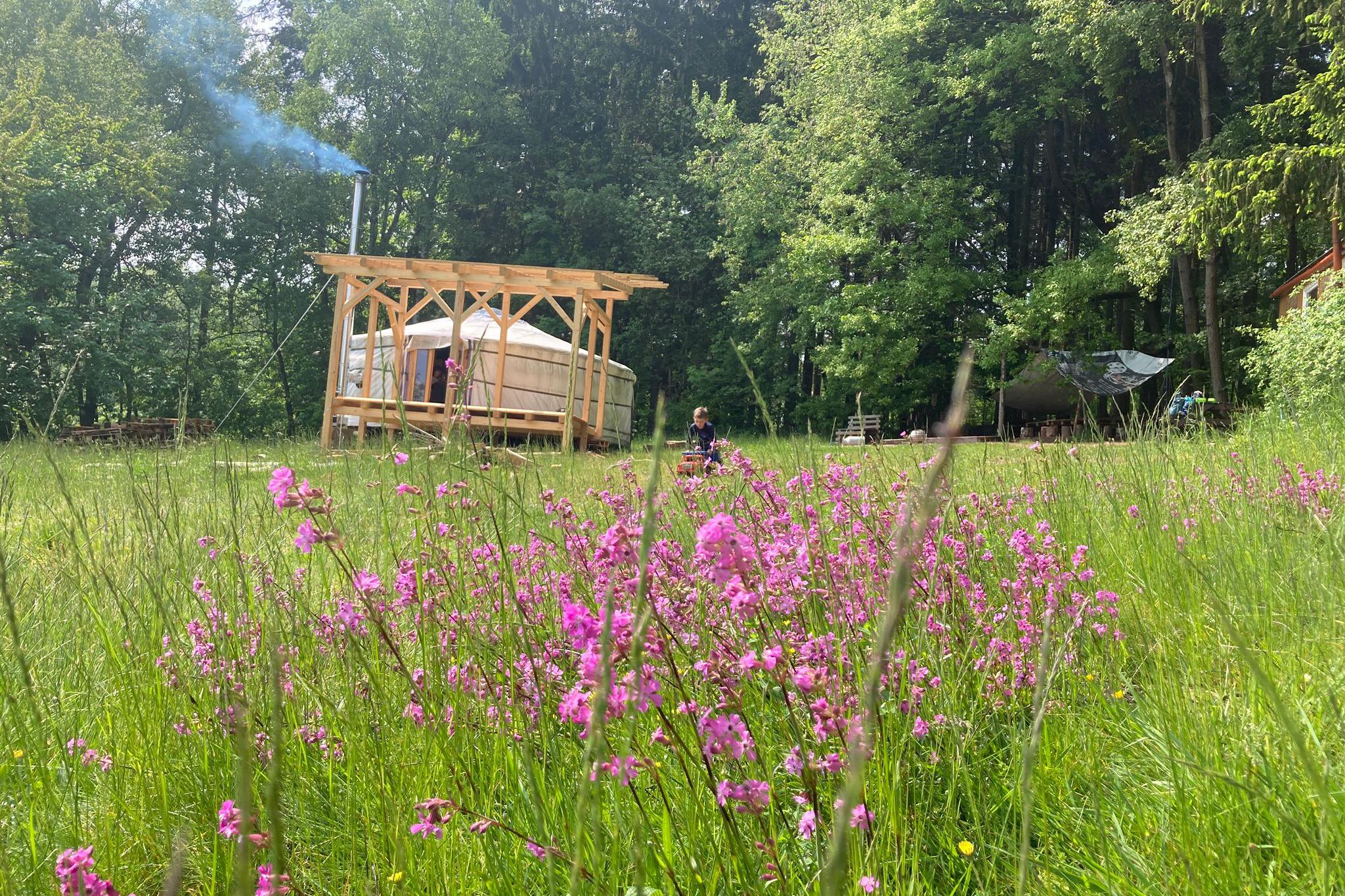 Dětský lesní klub HraLES