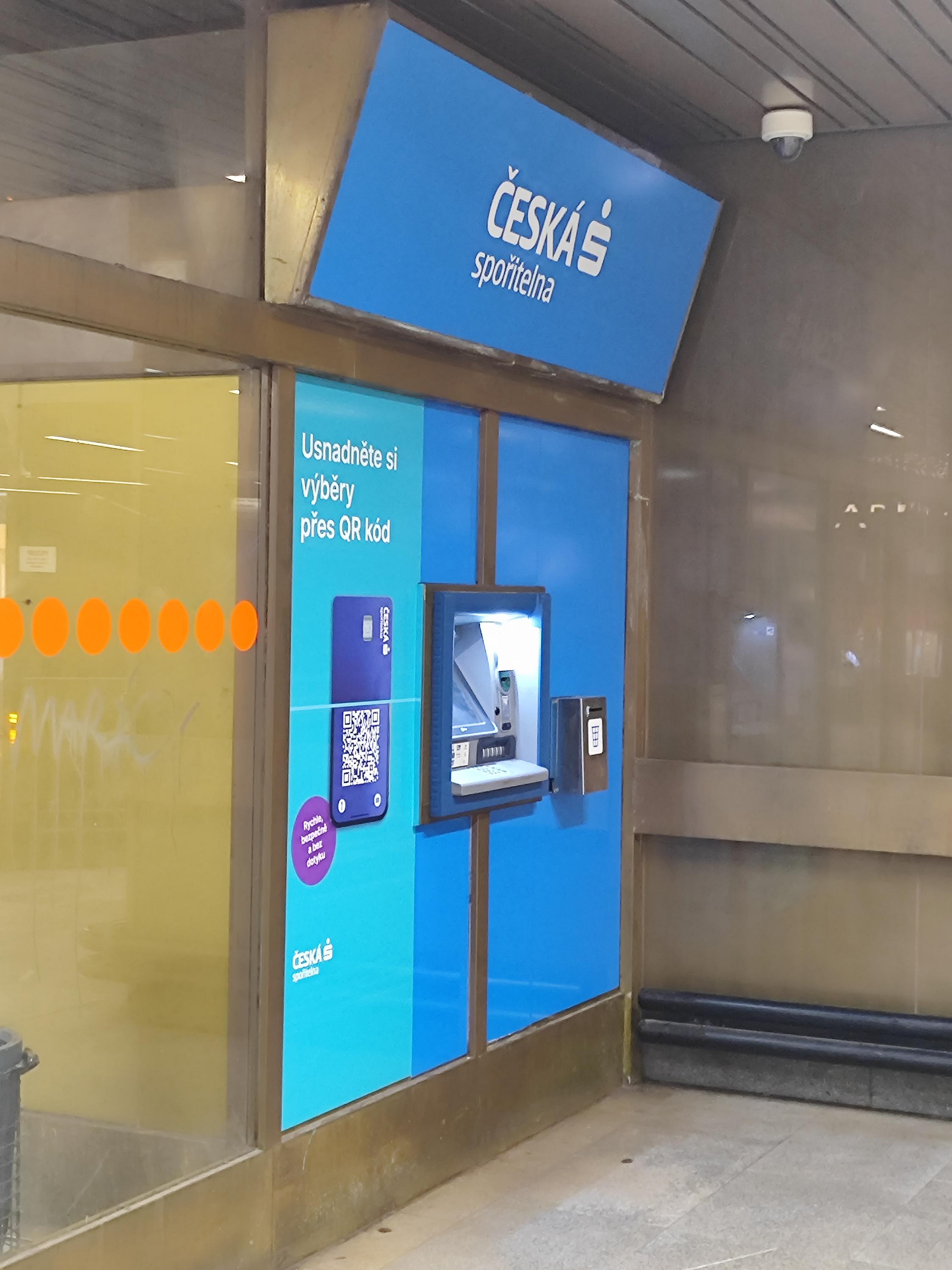 Bankomat České spořitelny foto 2