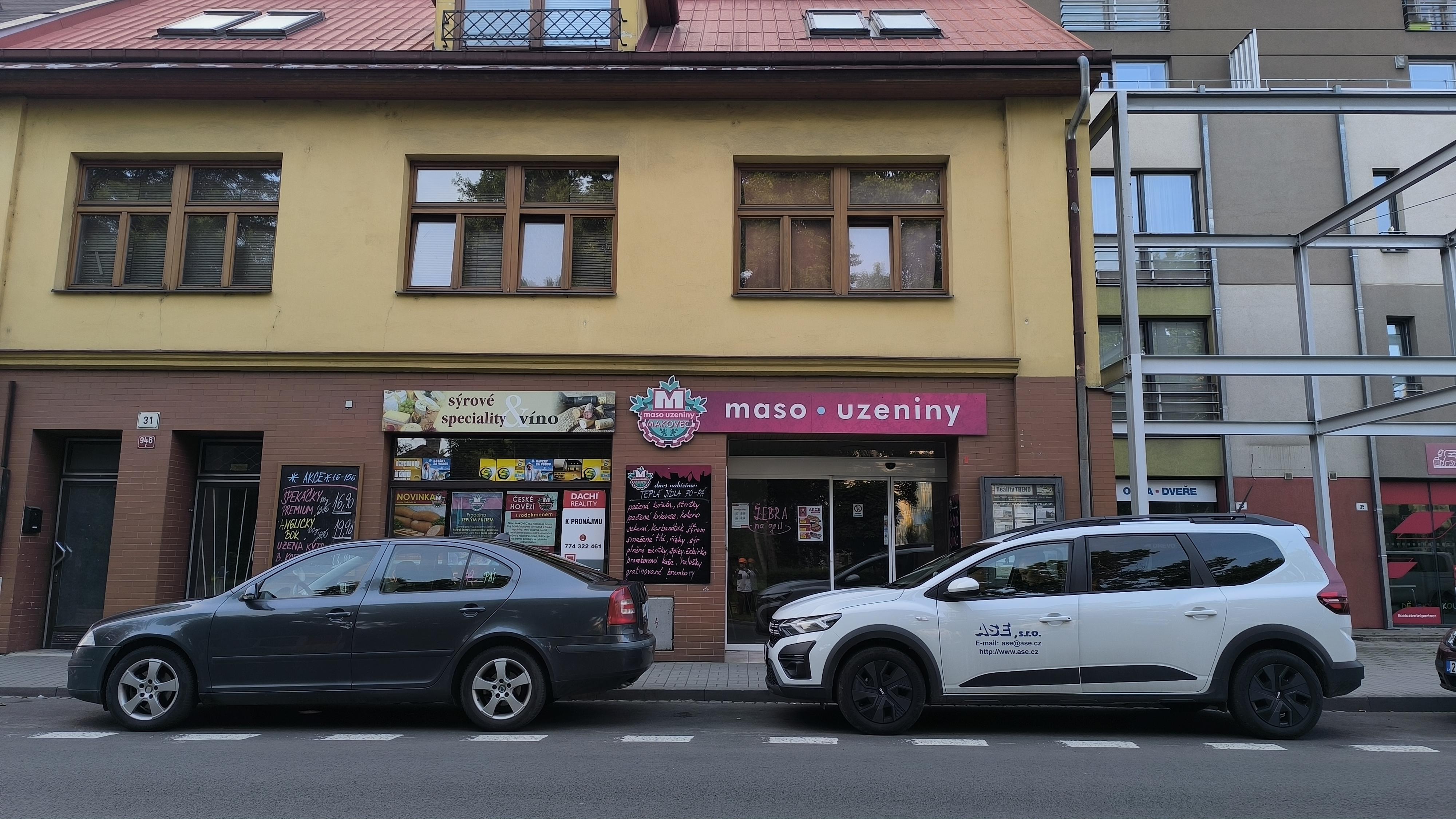 Makovec - maso uzeniny foto 2