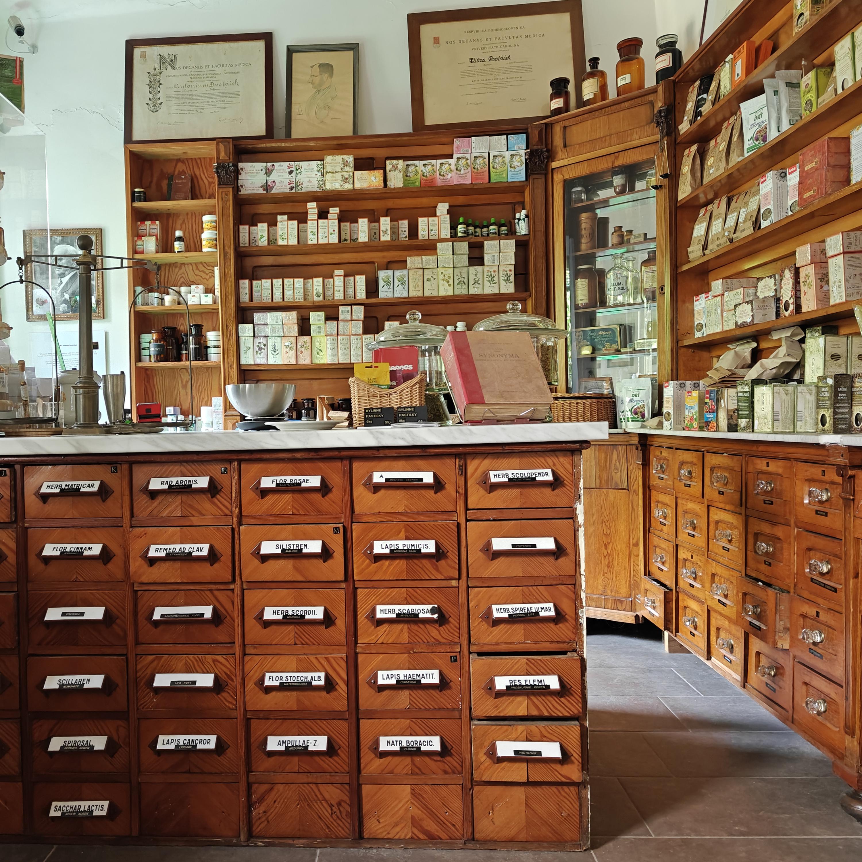 Muzeum české lékárny foto 6