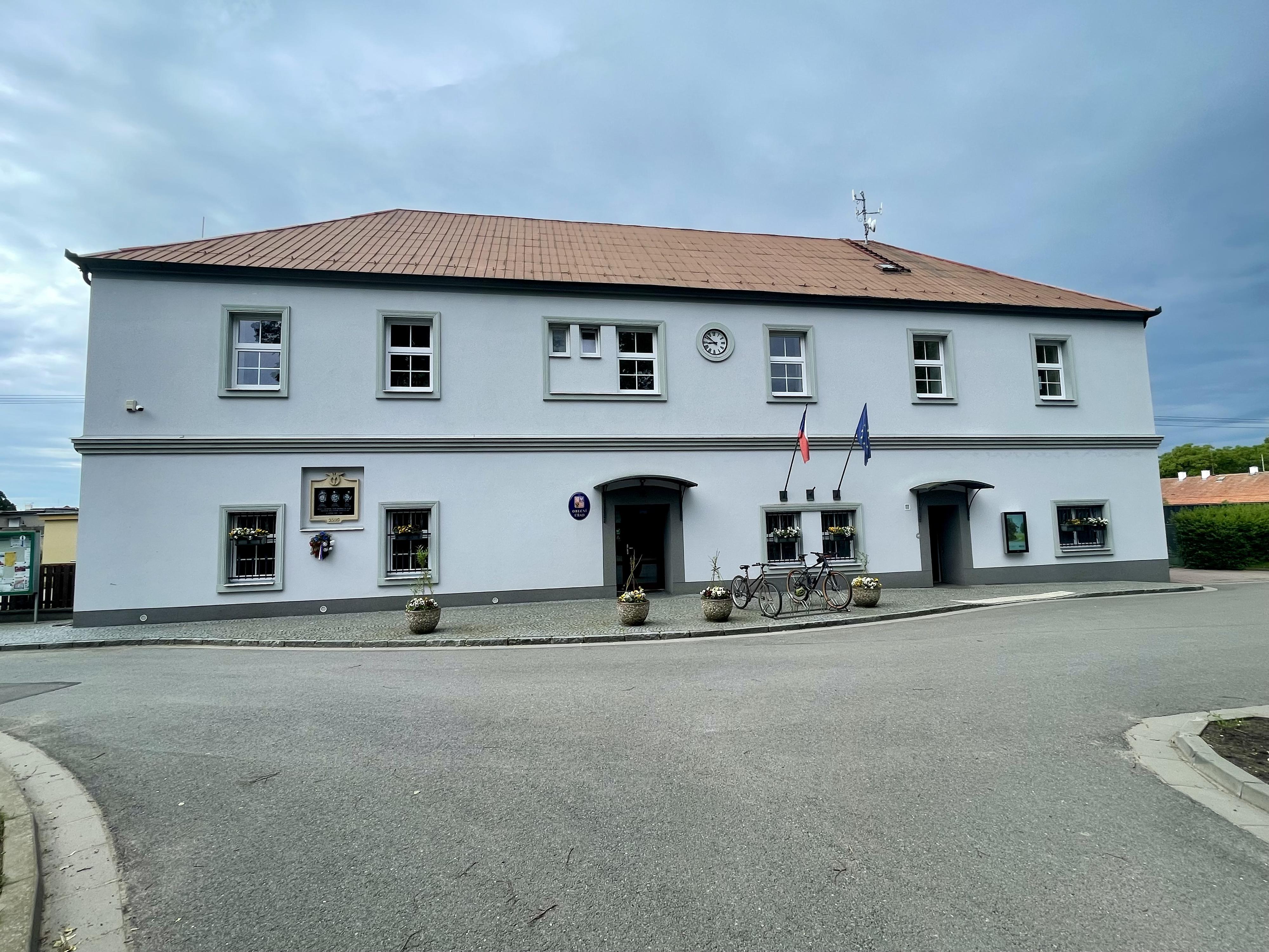 Ostřetín - obecní úřad