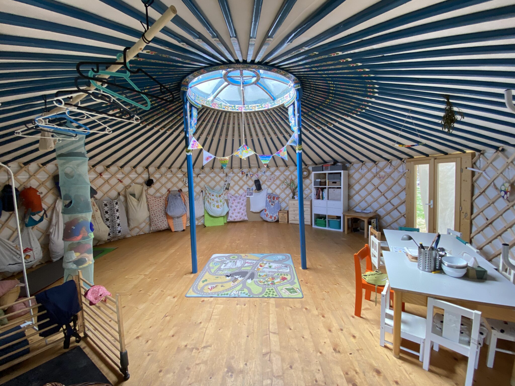 Dětský lesní klub HraLES foto 6