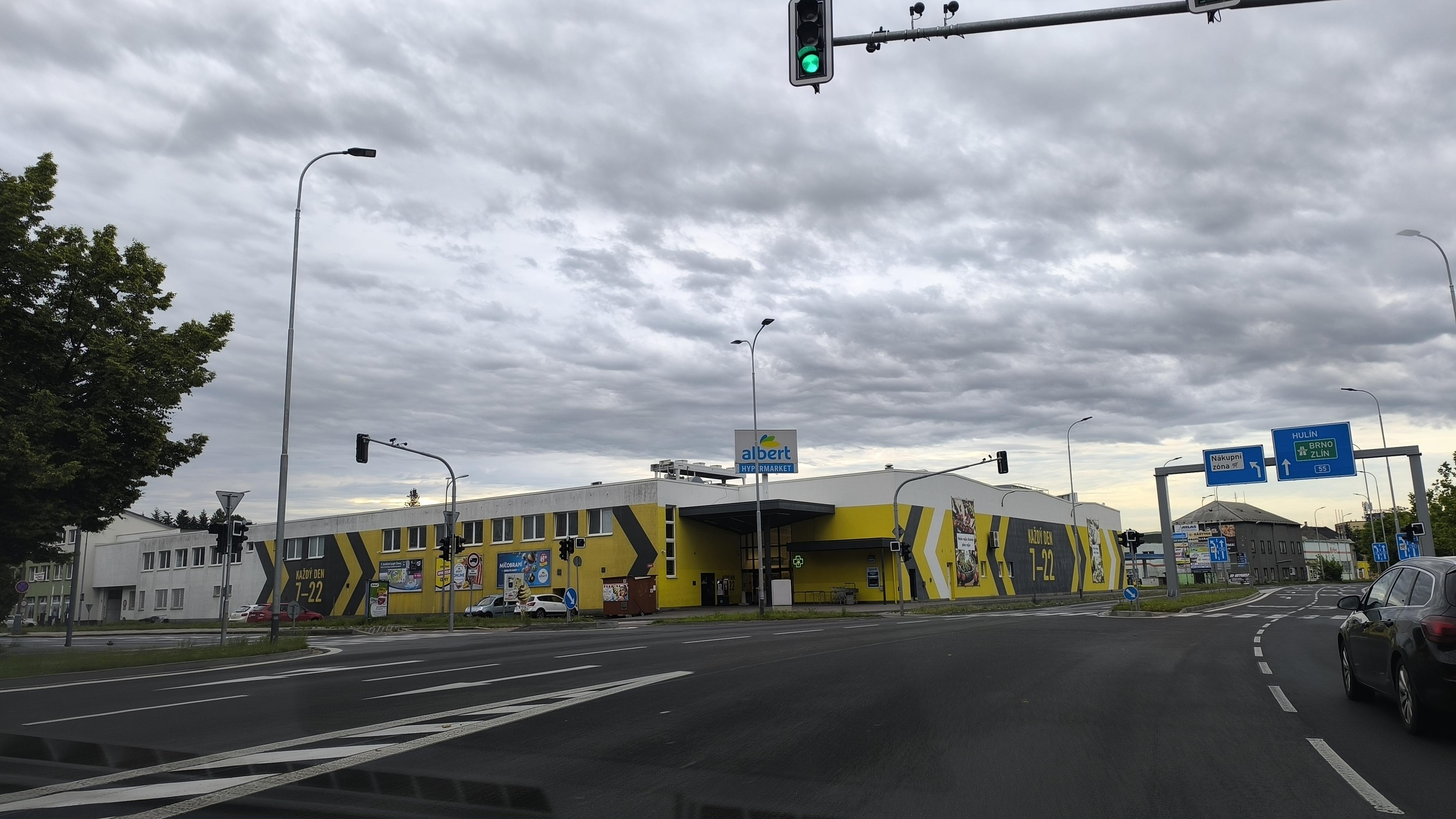 Albert Hypermarket foto 4