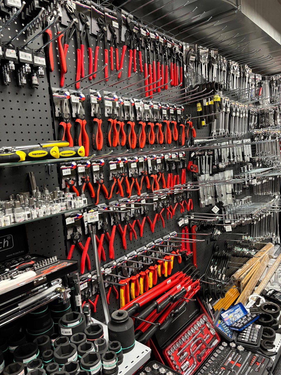 NÁSTROJE CZ, s.r.o. foto 2