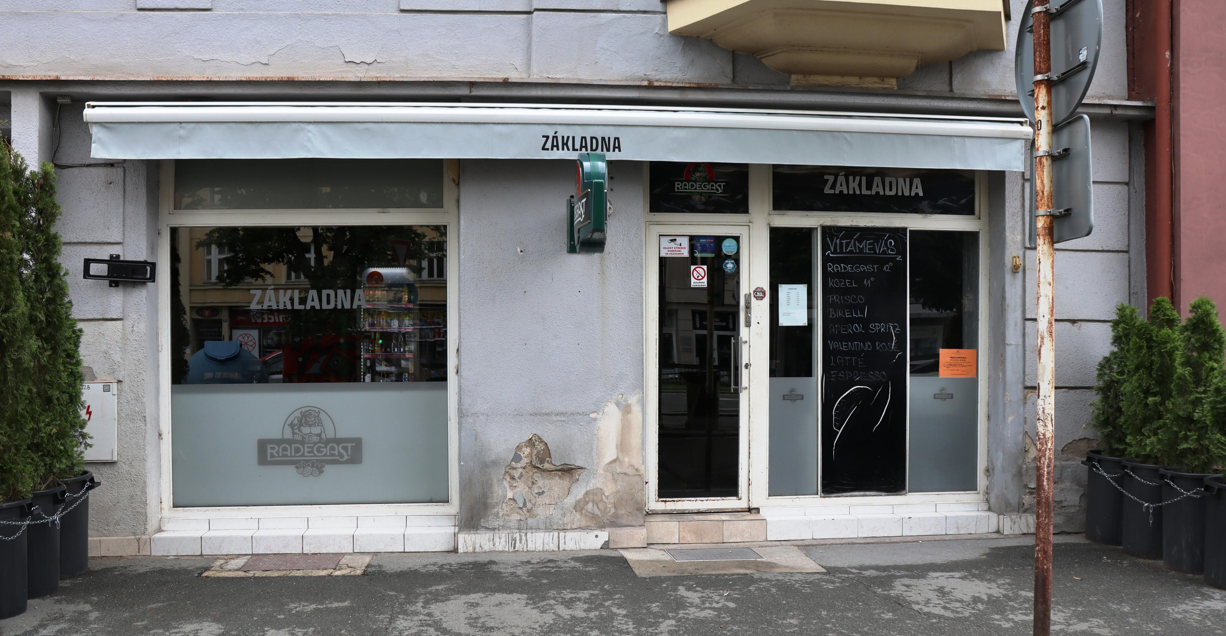 Restaurace Základna foto 2