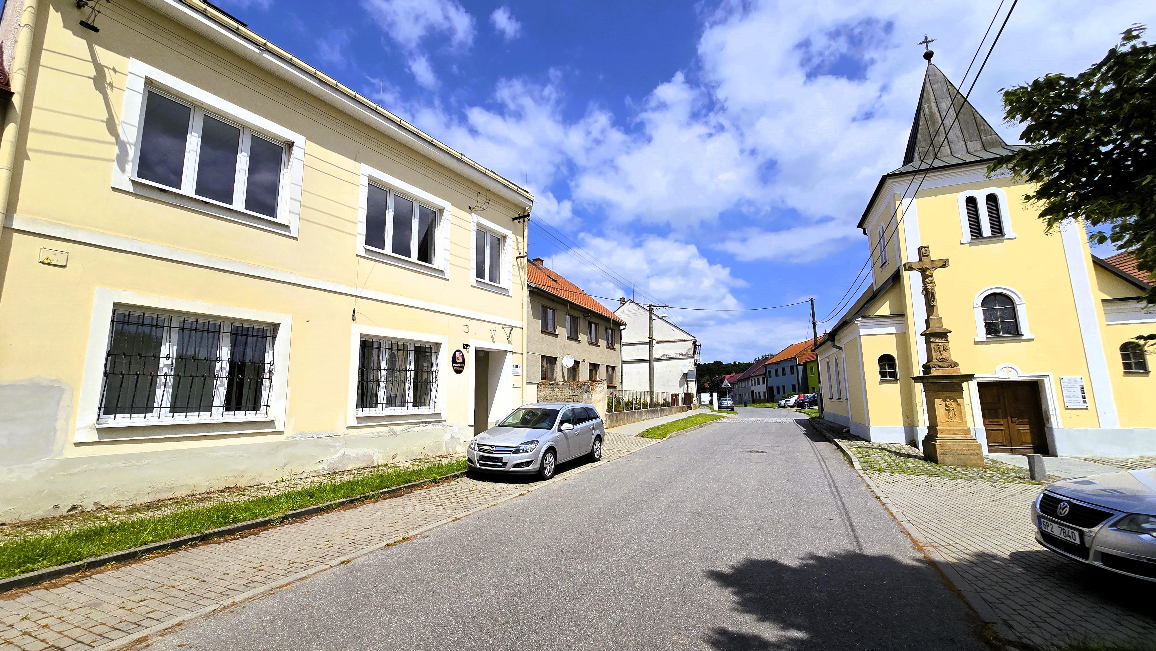 Hrdibořice - obecní úřad foto 5