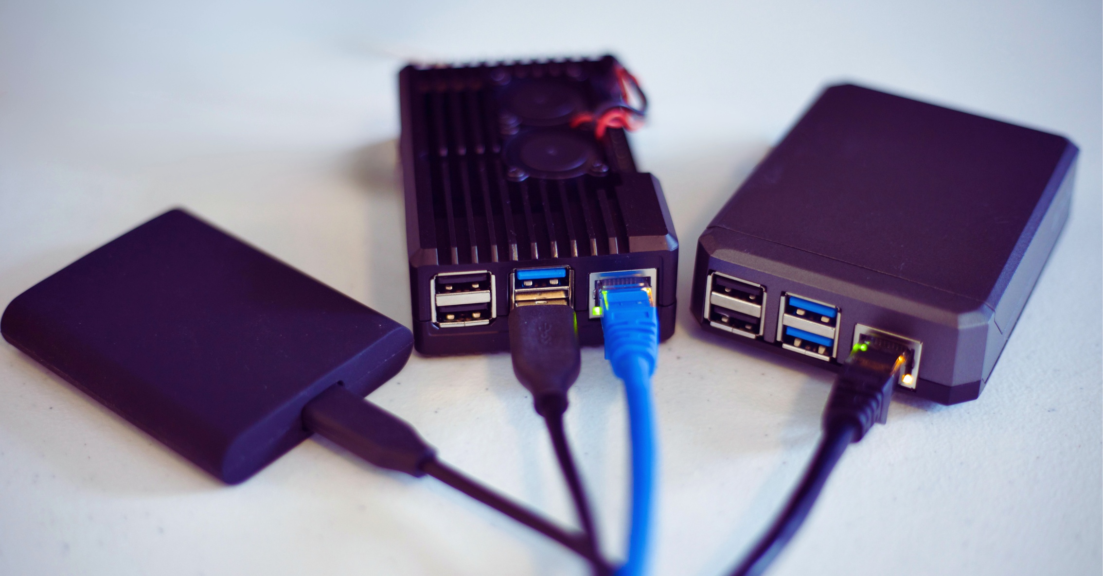 Housing pro mini, NAS a NUC servery