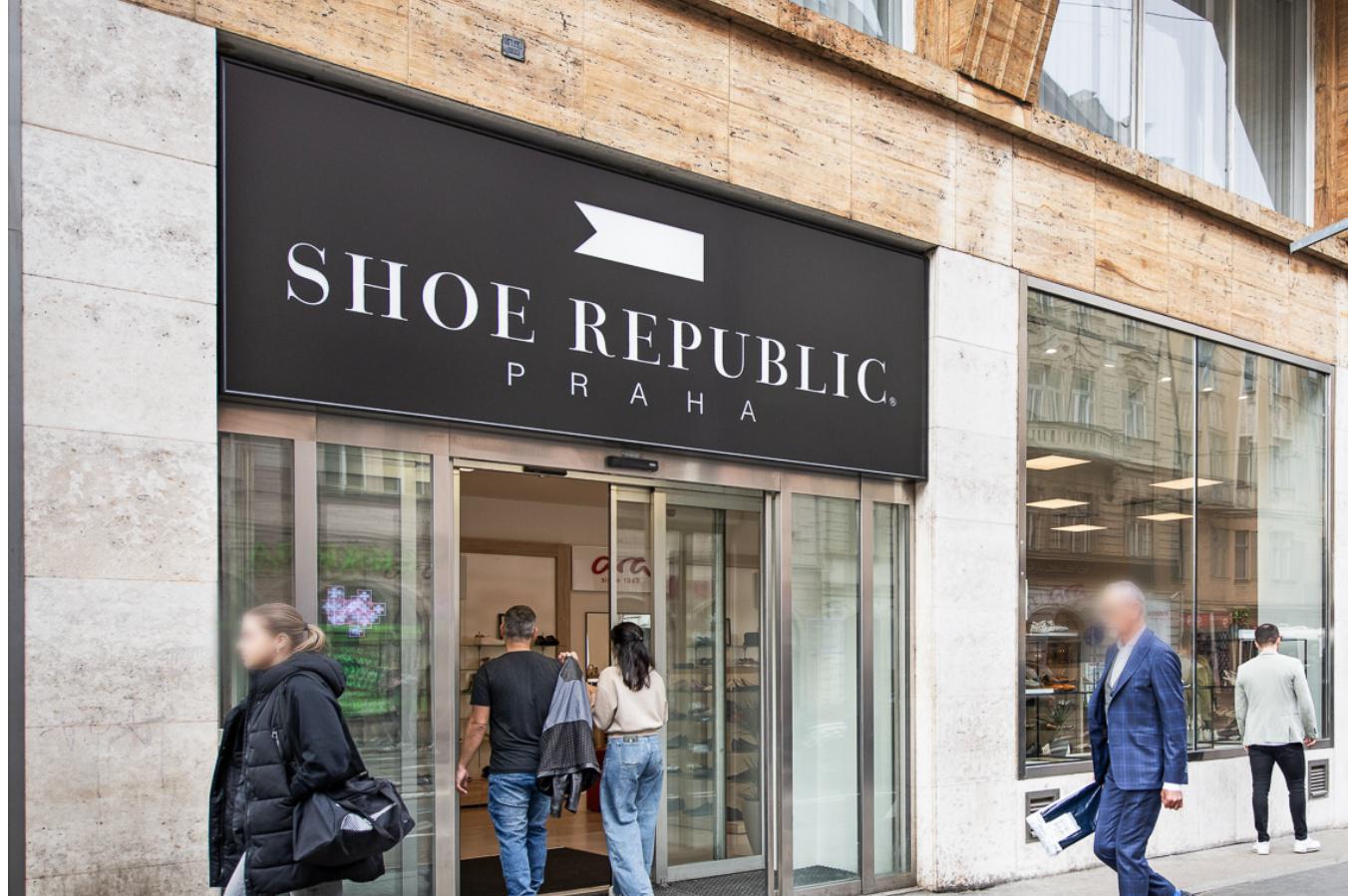 SHOE REPUBLIC foto 1