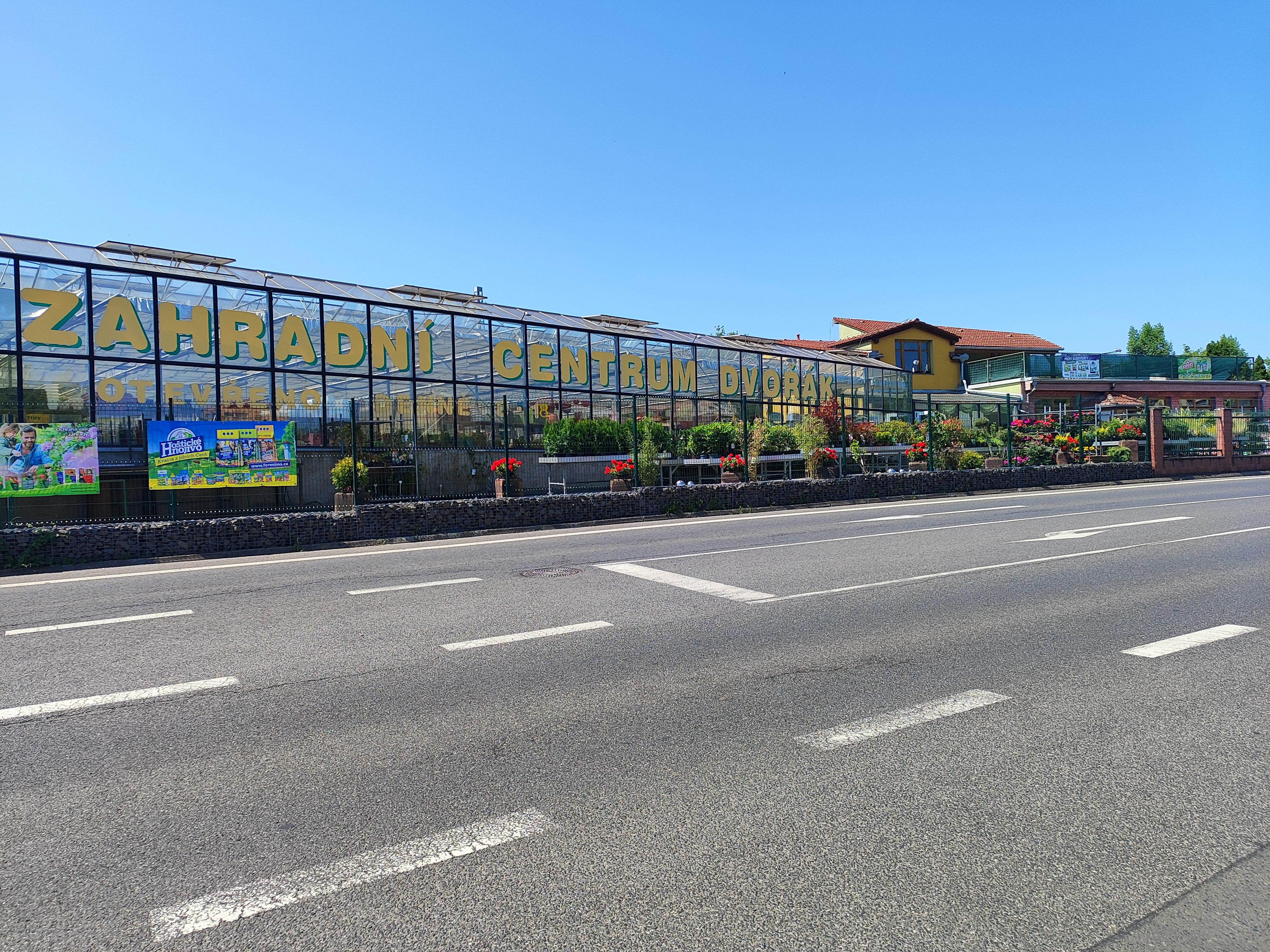 Zahradnictví Dvořák a syn foto 2