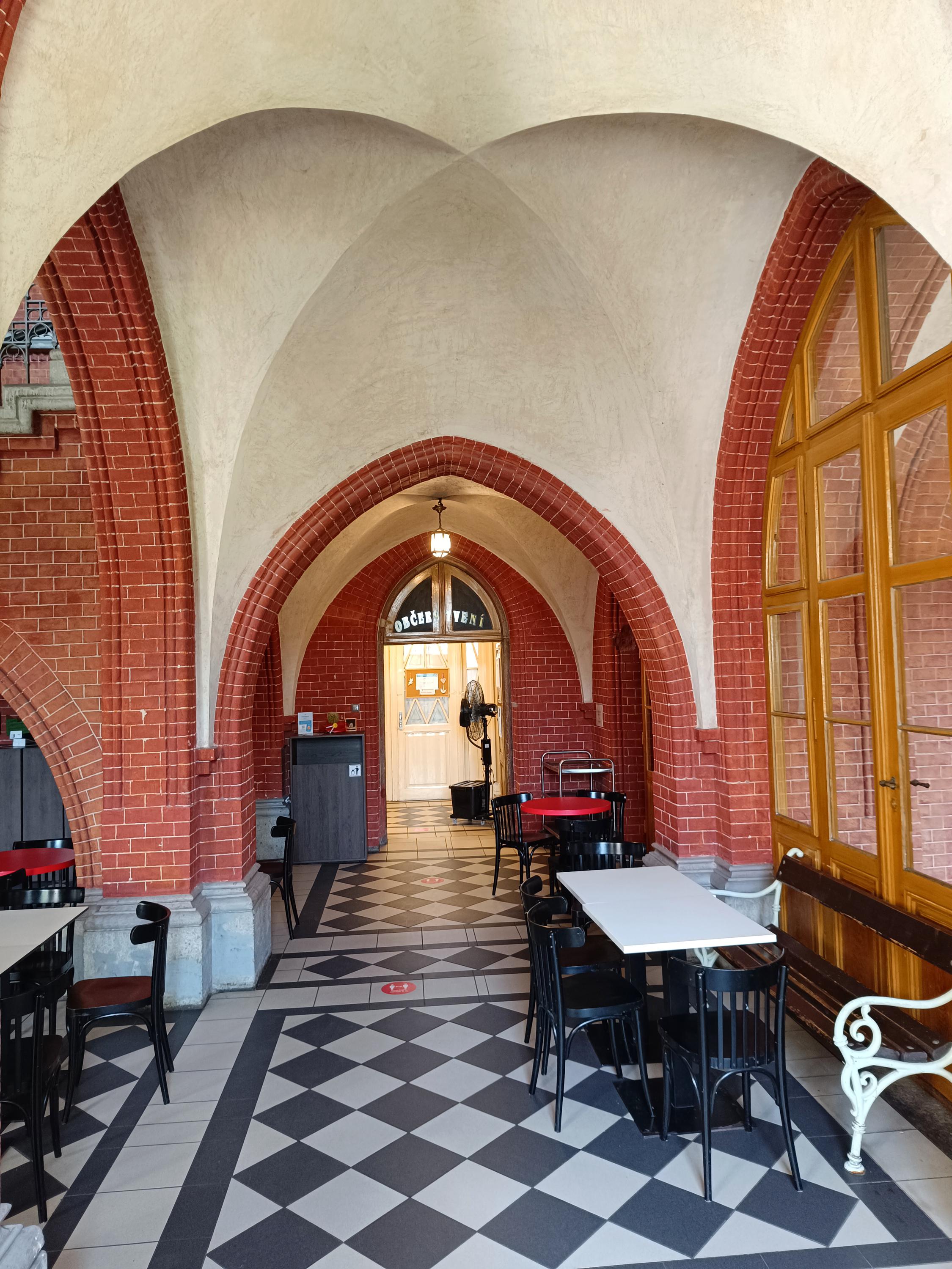 Apolinář Café foto 2