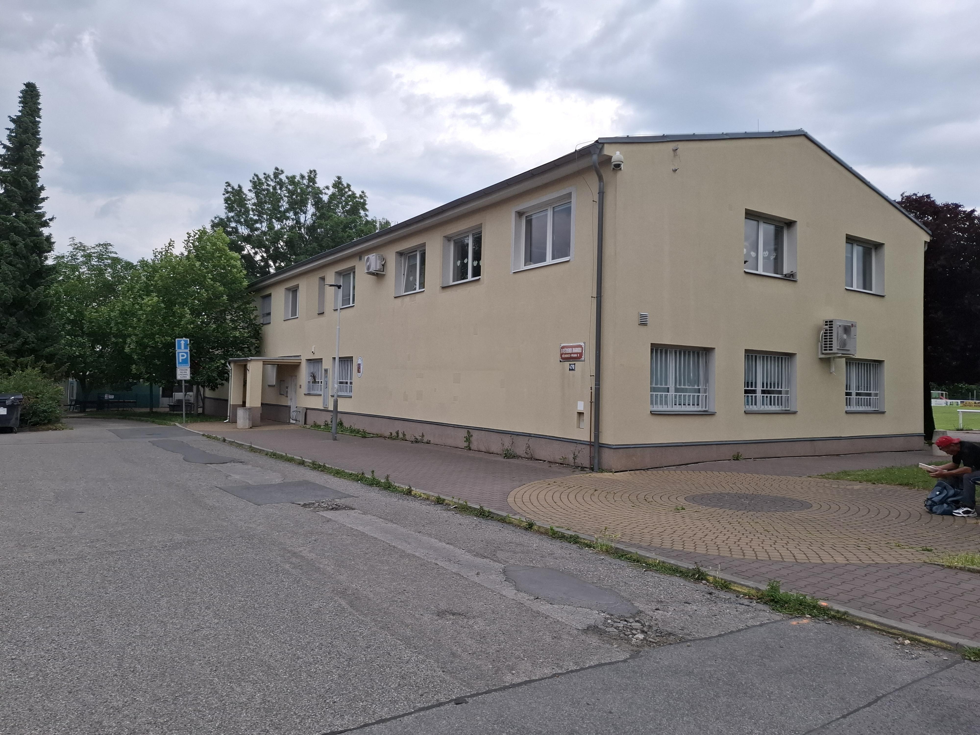 Místní knihovna Praha - Běchovice foto 2