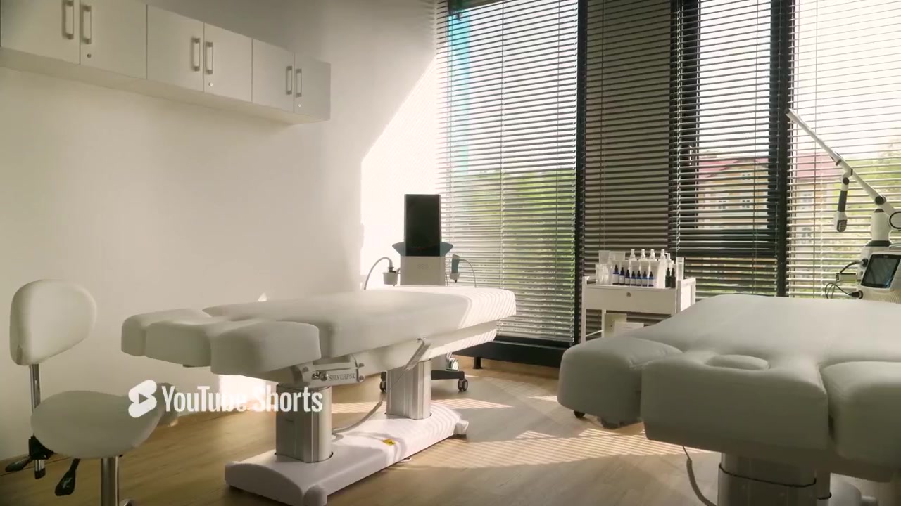Erilen Clinic foto 2 (náhled videa)