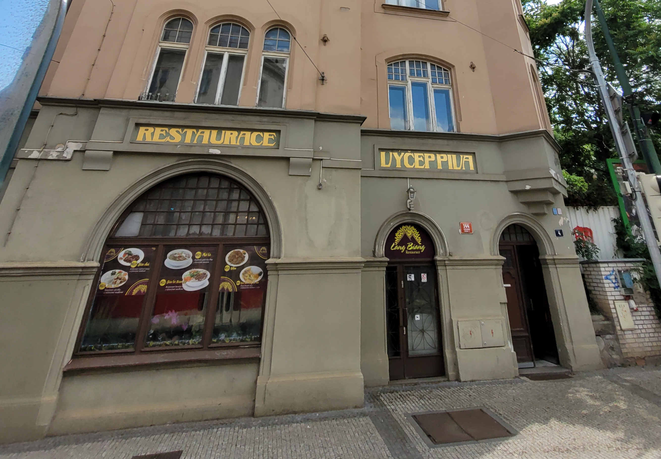 Lang Biang restaurace