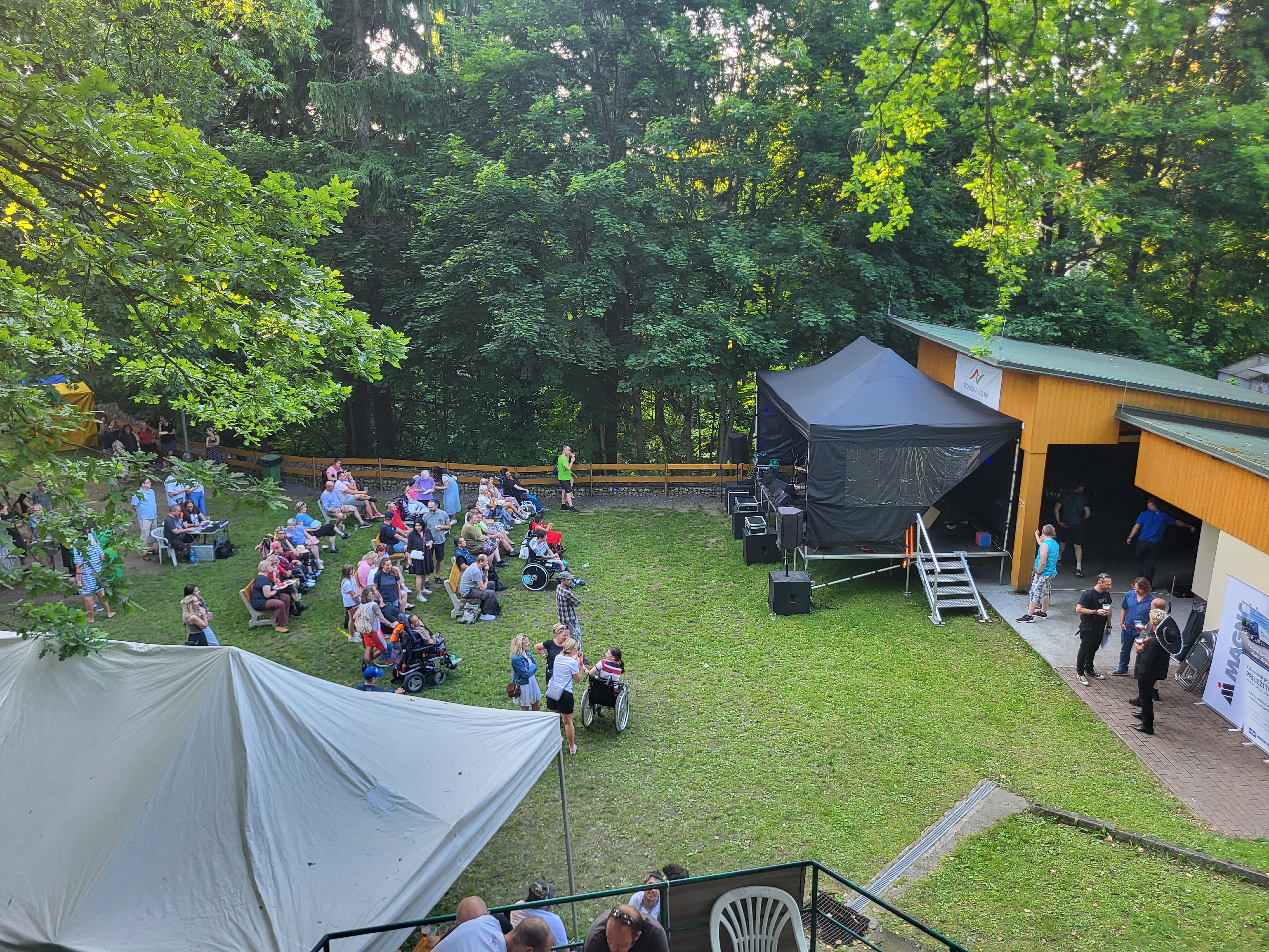 Základní škola a Mateřská škola pro tělesně postižené, Liberec, Lužická 920/7 foto 2