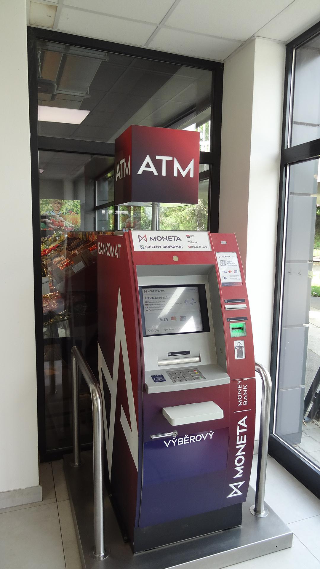 Bankomat MONETA Money Bank foto 2