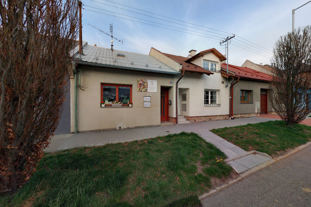 Mgr. Lenka Olšová - výuka angličtiny a zážitkové akce