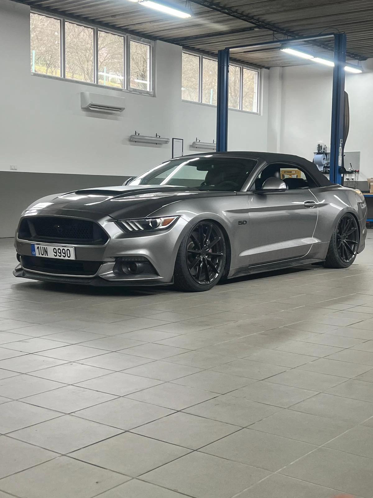 Půjčení vozu Ford MUSTANG 5.0 V8 cabrio