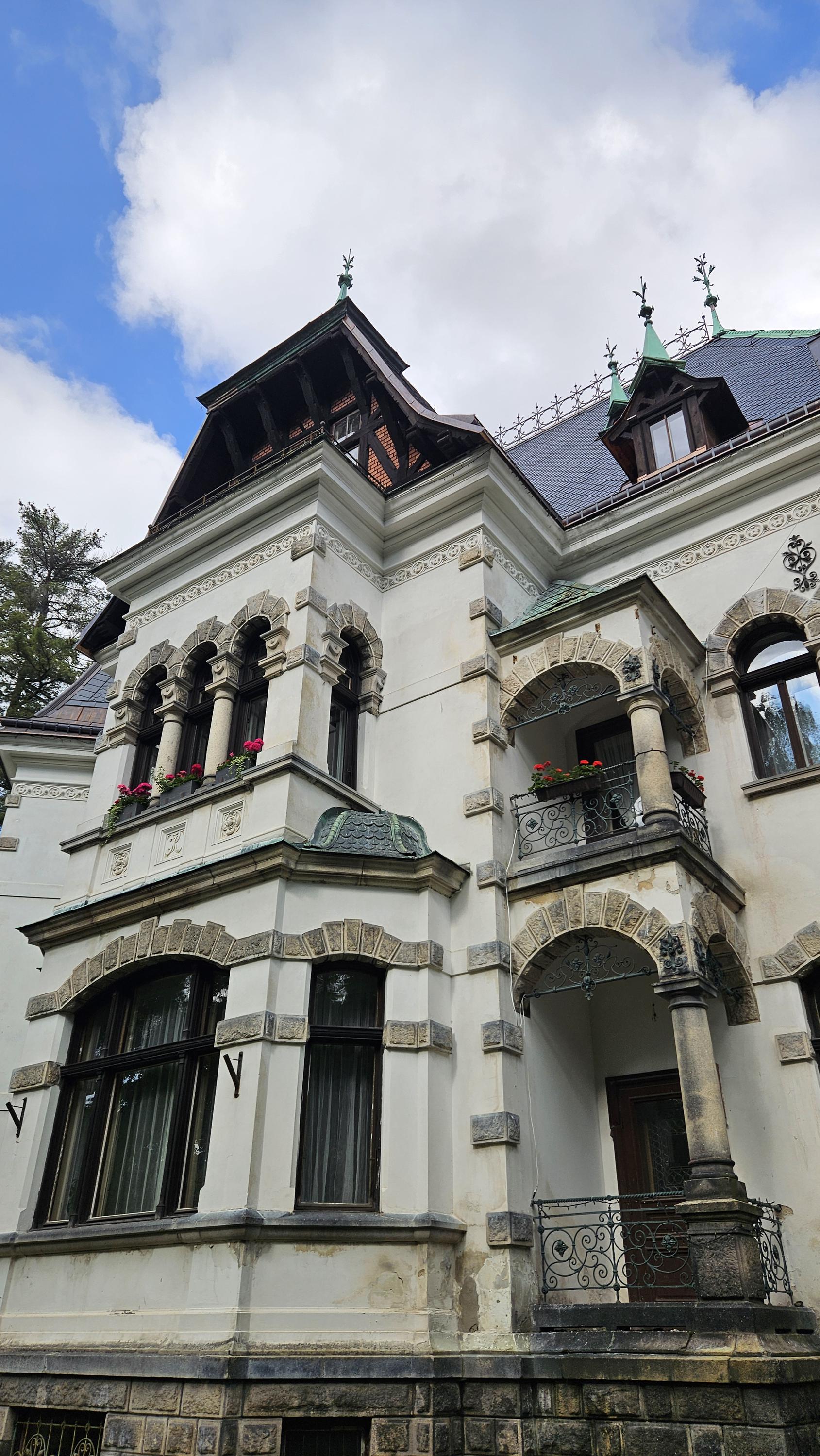 Kulturní a informační středisko Riedelova vila Desná foto 5